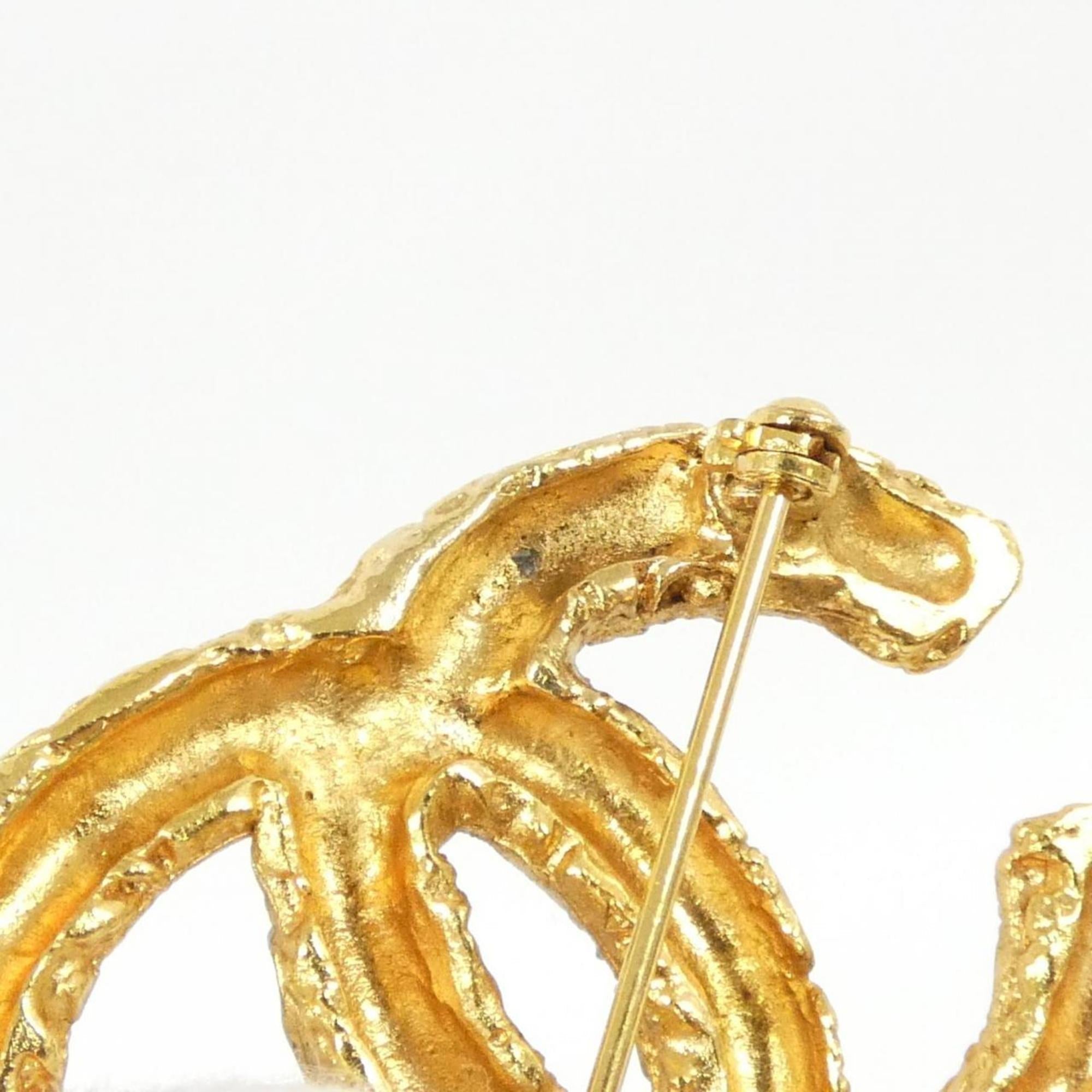 Brooch Gold-Tone Metal