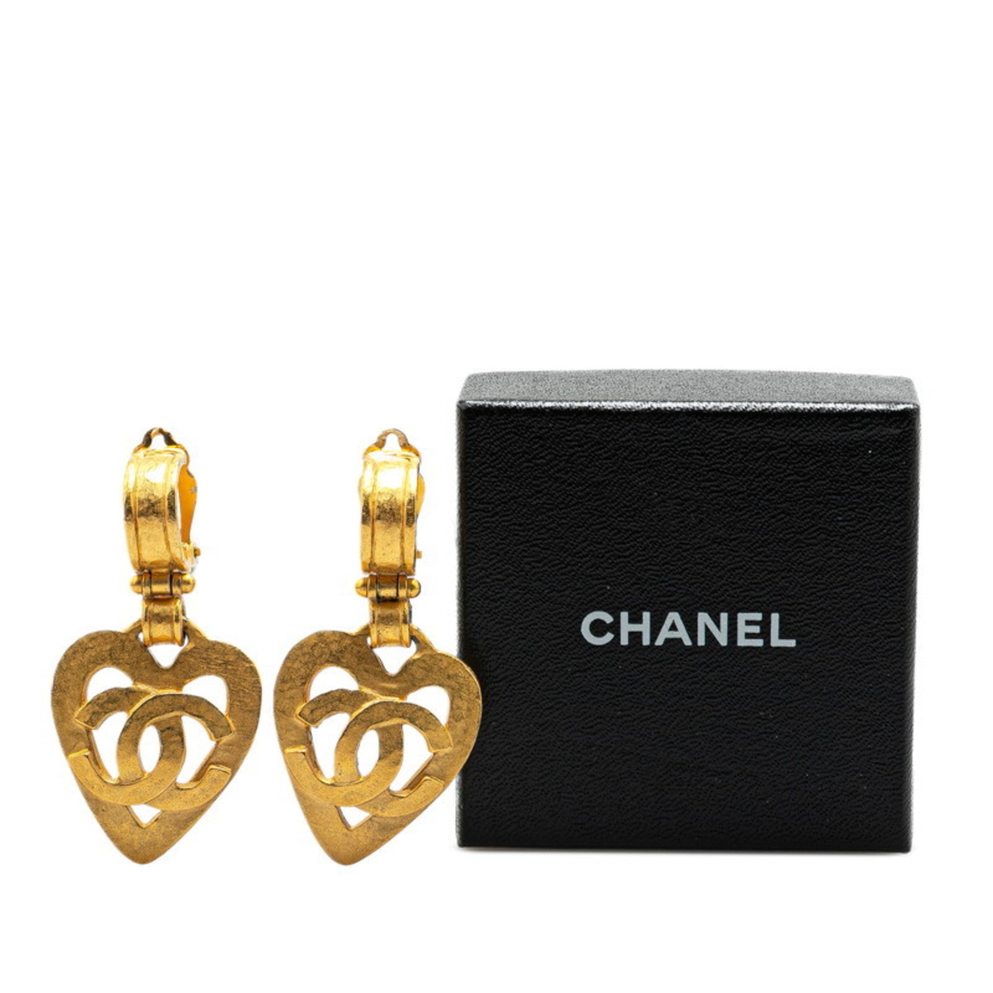 CC Logo Heart Clip-On Earrings Metal Gold-Tone Metal