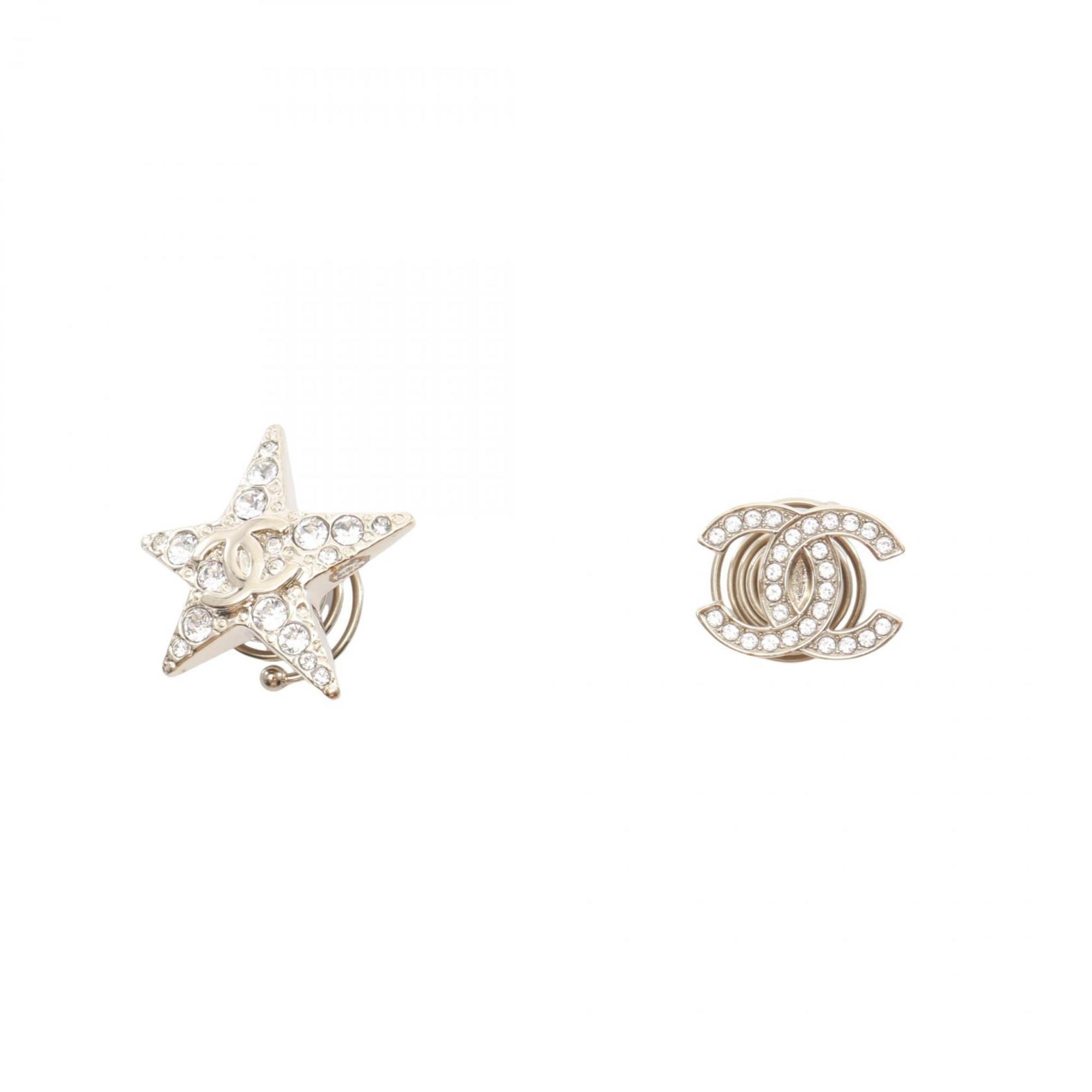 CC Logo Star Brooch Metal