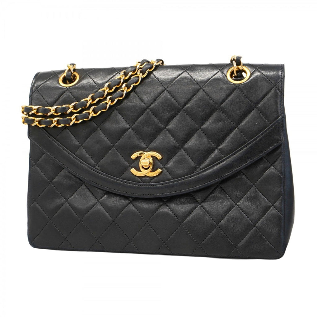 Vintage Round Flap Bag Quilted Lambskin Medium