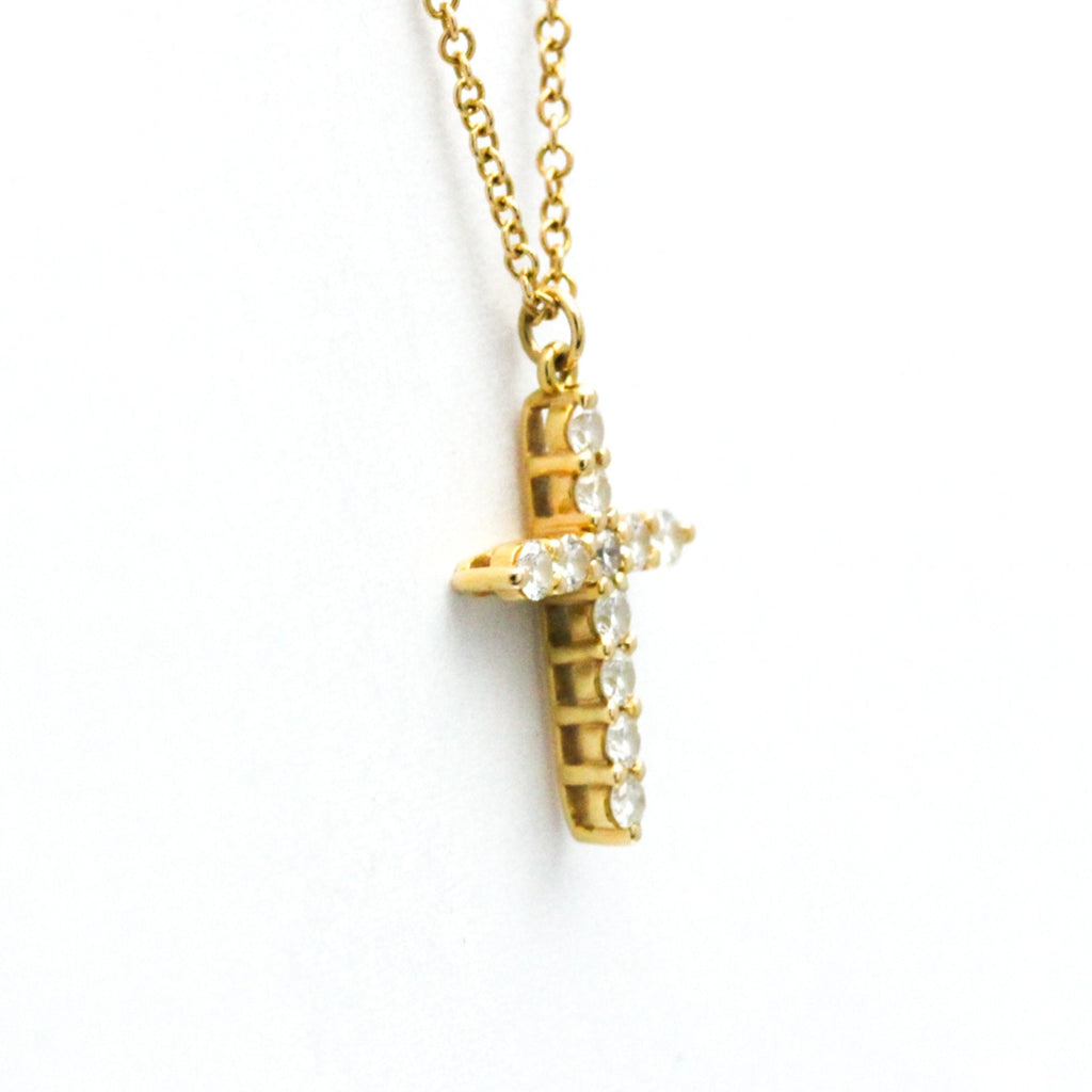 Small Pendant Necklace 18K Yellow Gold with Diamond
