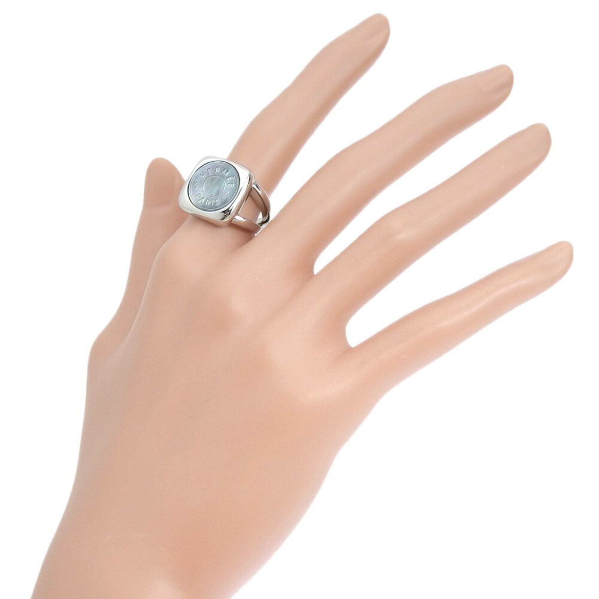 Sellier Ring Shell and Sterling Silver