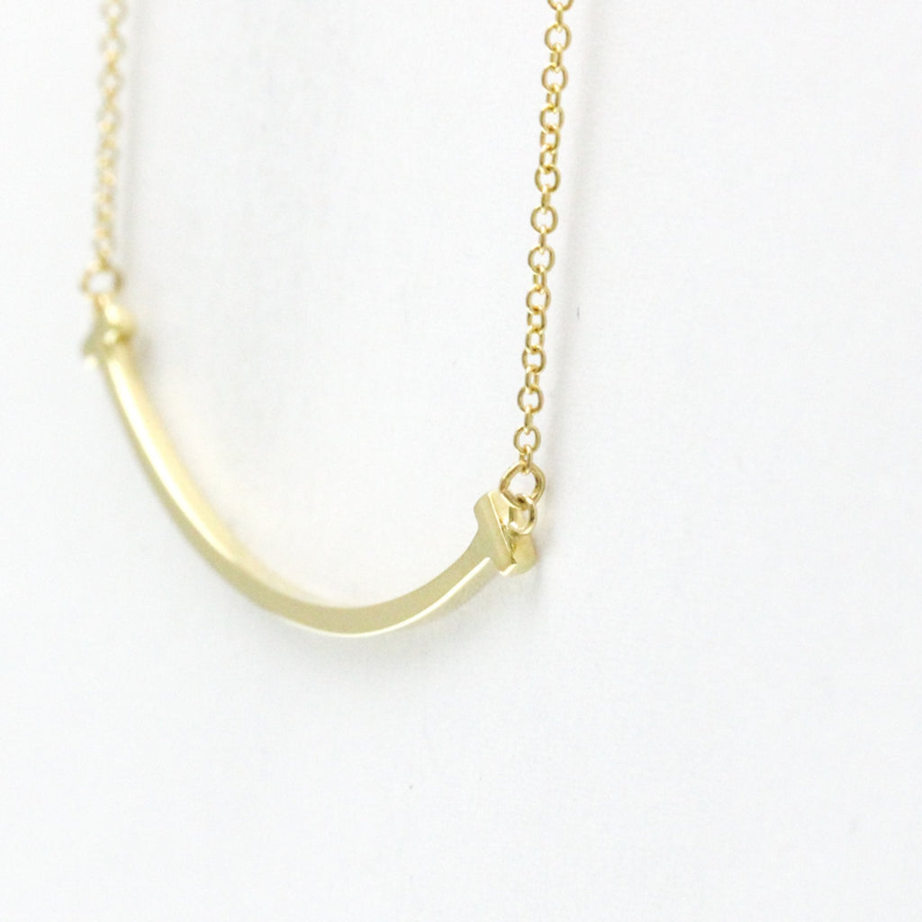 T Smile Pendant Necklace 18K Yellow Gold