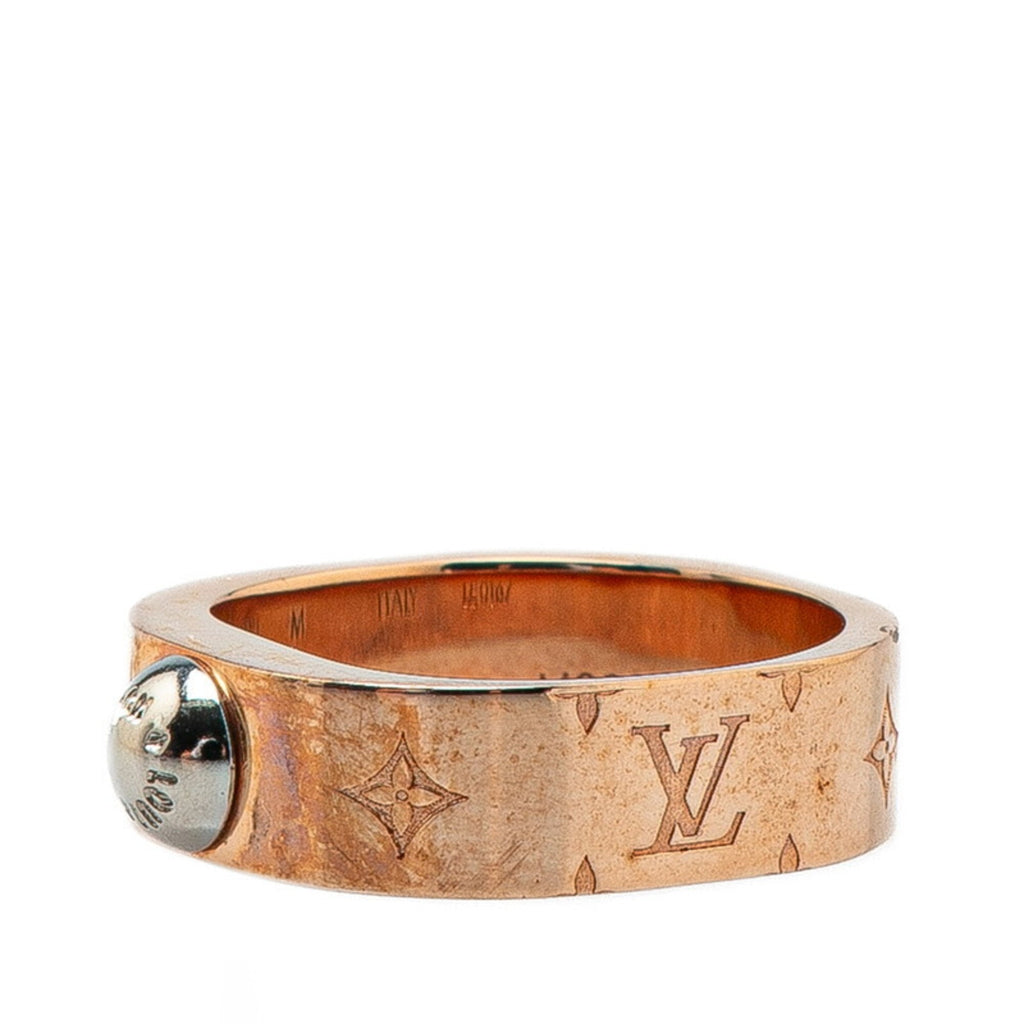 Ring Gold and Metal