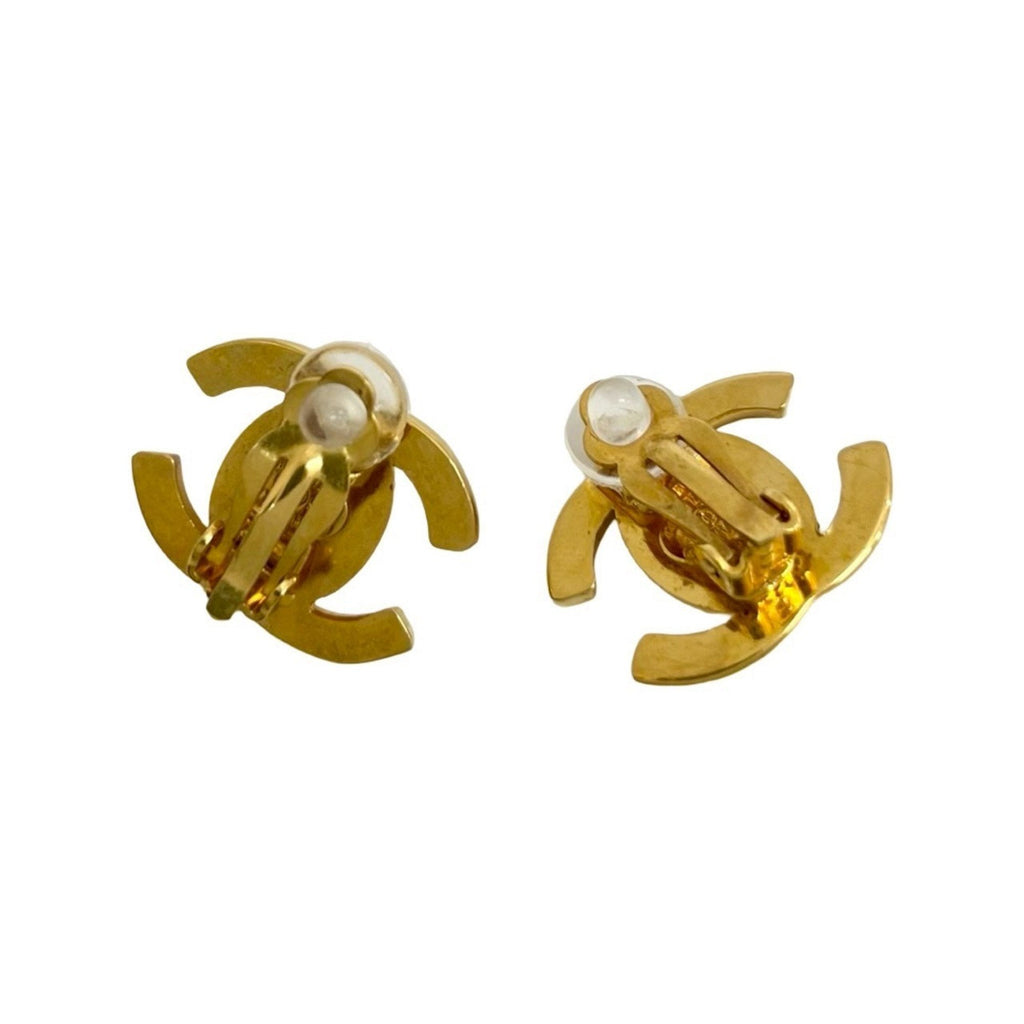 CC Logo Turnlock Clip-On Earrings Metal Gold-Tone Metal