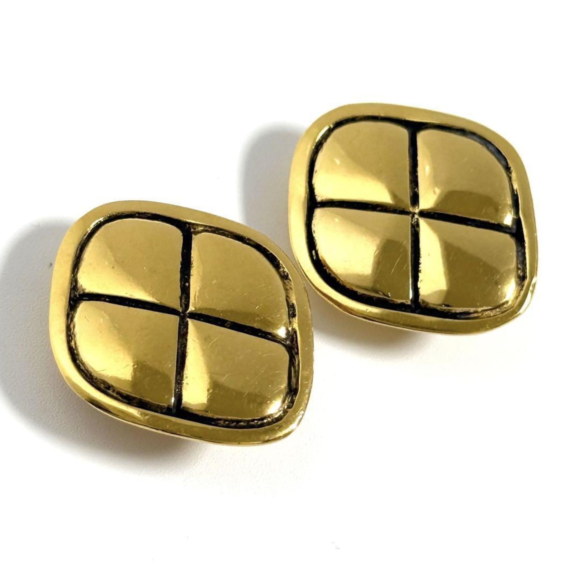 Clip-On Earrings Metal