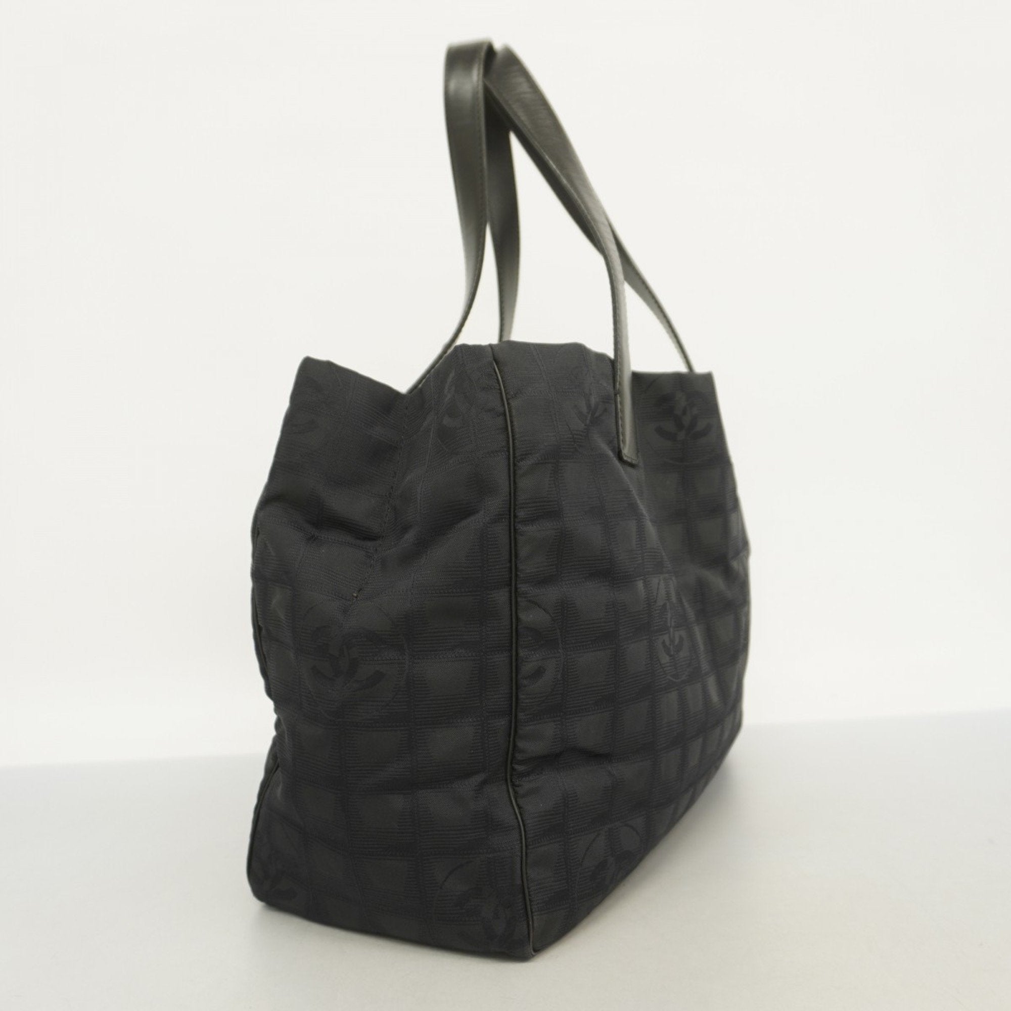 Travel Line Tote Nylon Medium