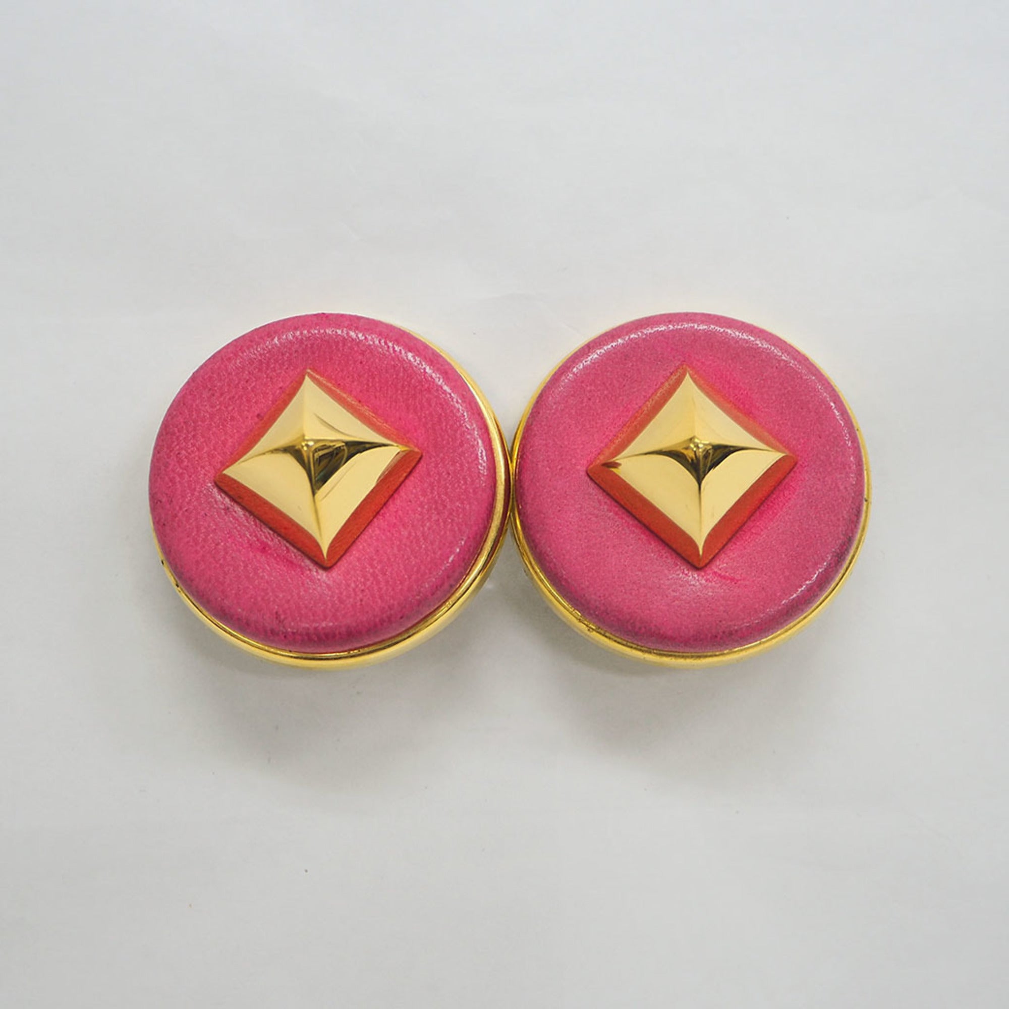 Medor Earrings Leather and Metal Magenta