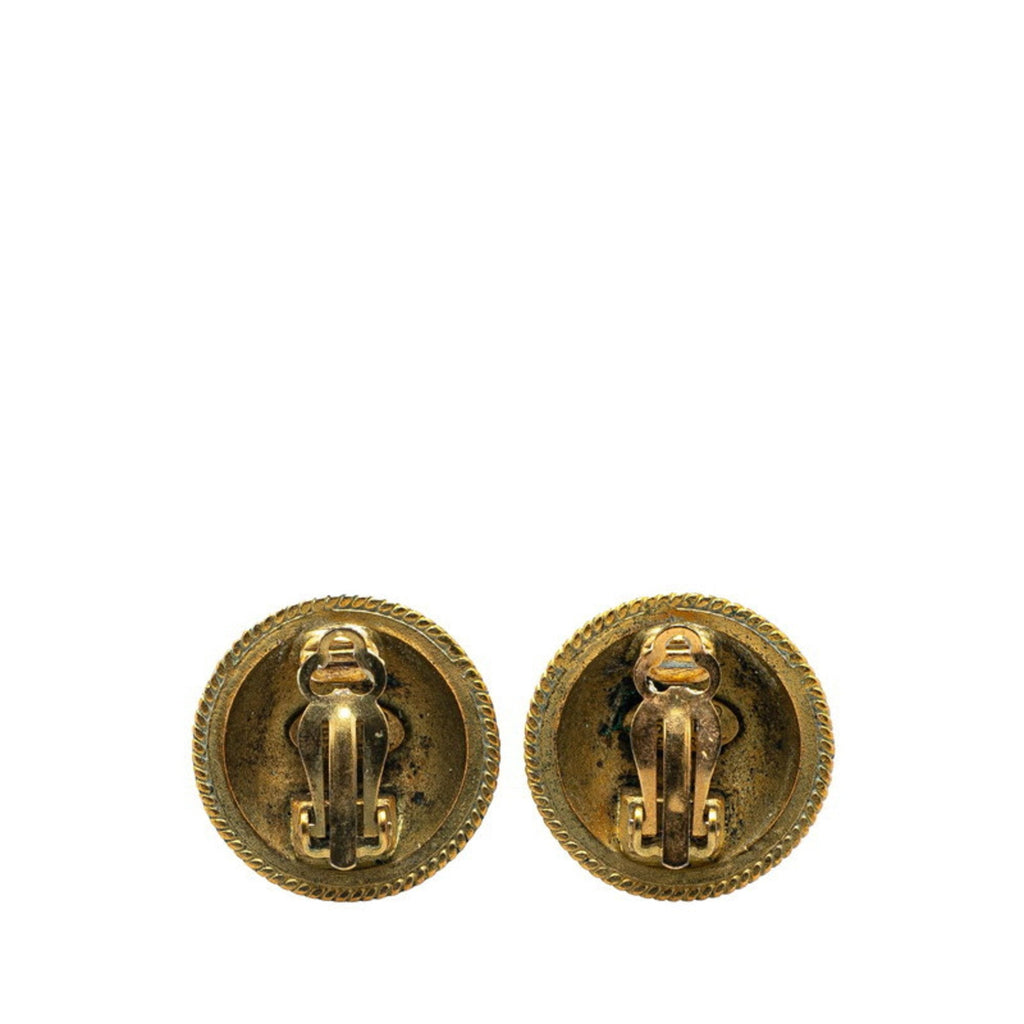 CC Logo Round Clip-On Earrings Metal Gold-Tone Metal