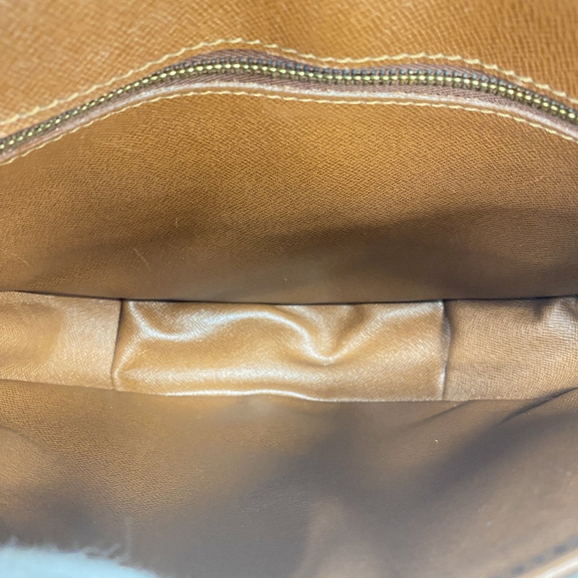 Chantilly Handbag Monogram Canvas GM
