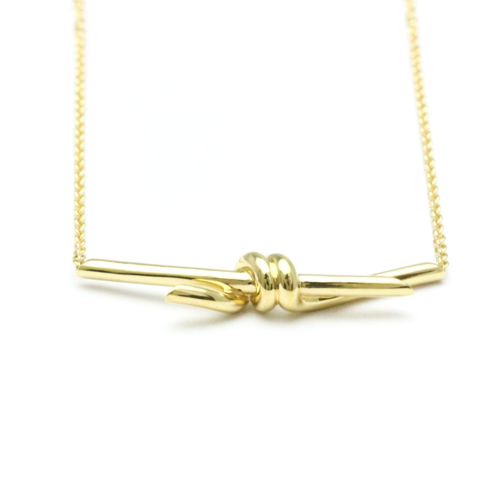 Knot Pendant Necklace 18K Yellow Gold