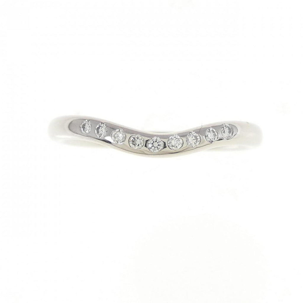 Curved Ring with Diamond