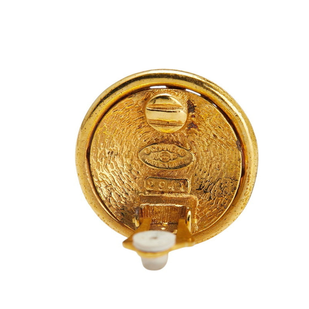 CC Logo Round Clip-On Earrings Metal Gold-Tone Metal