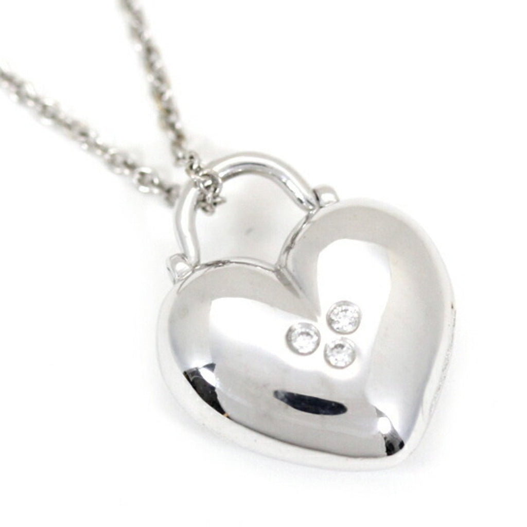 Sentimental Heart Pendant Necklace 18K White Gold