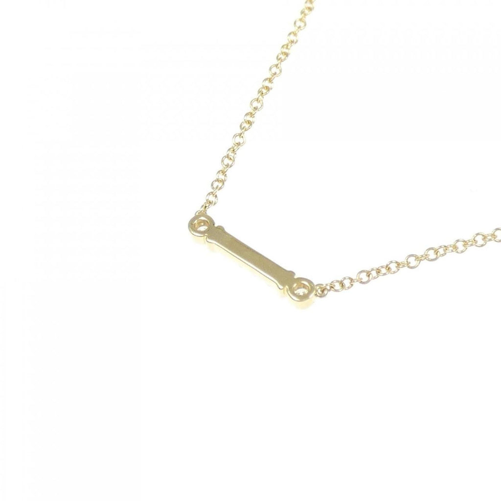 Fleur-de-lis Stem Pendant Necklace 18K Yellow Gold with Diamond