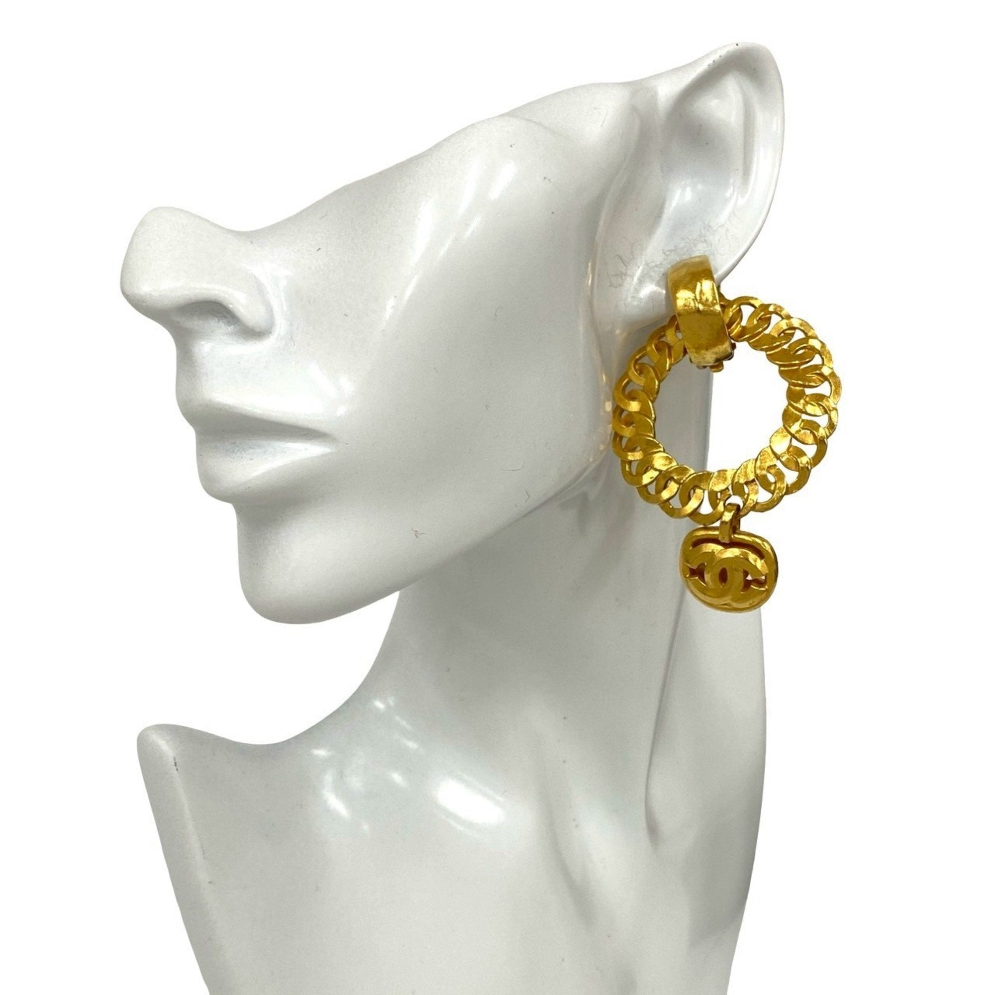 CC Logo Clip-On Earrings Metal Gold-Tone Metal