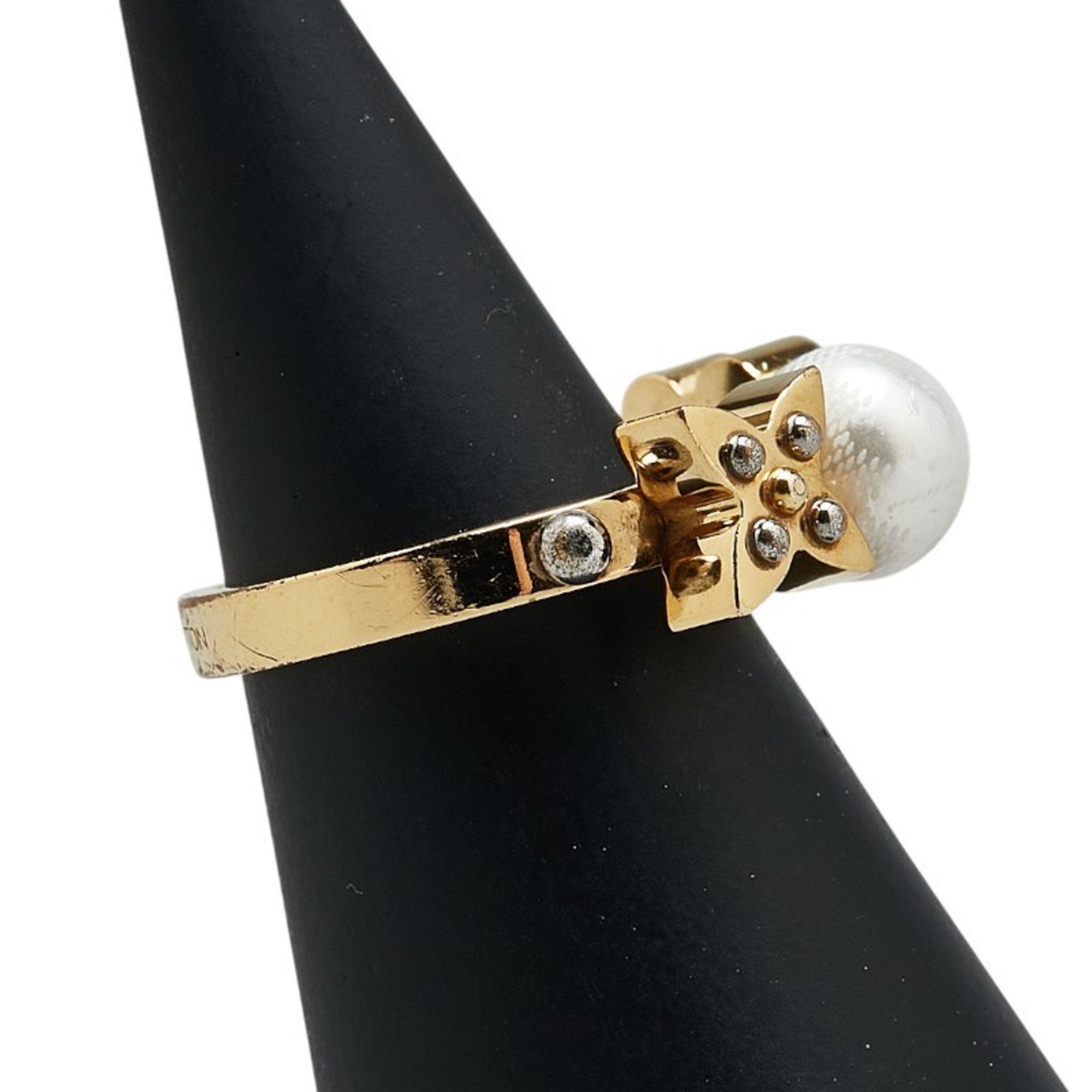 Charmy Pearl Ring Gold With Artificial Pearl