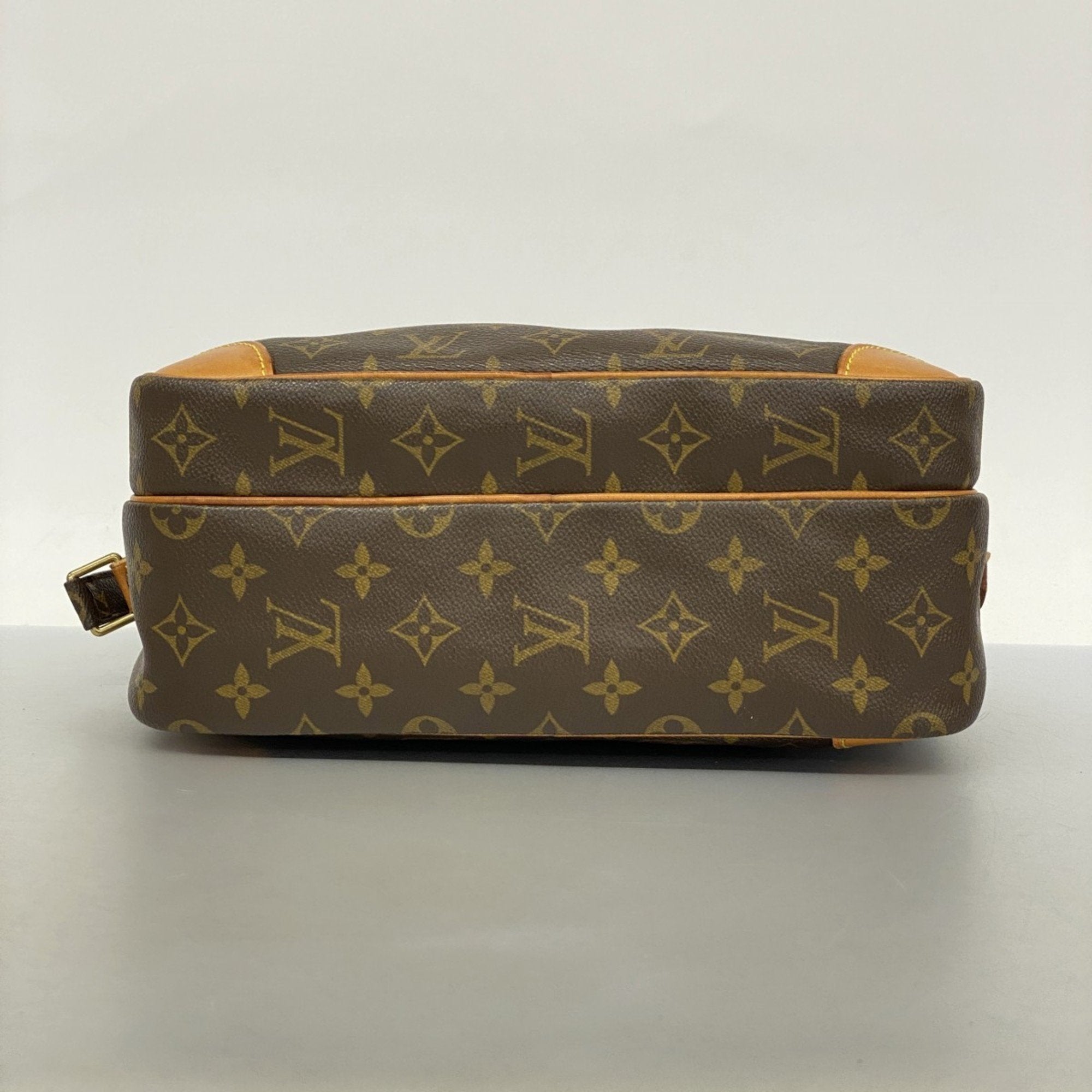 Nil Messenger Bag Monogram Canvas 28