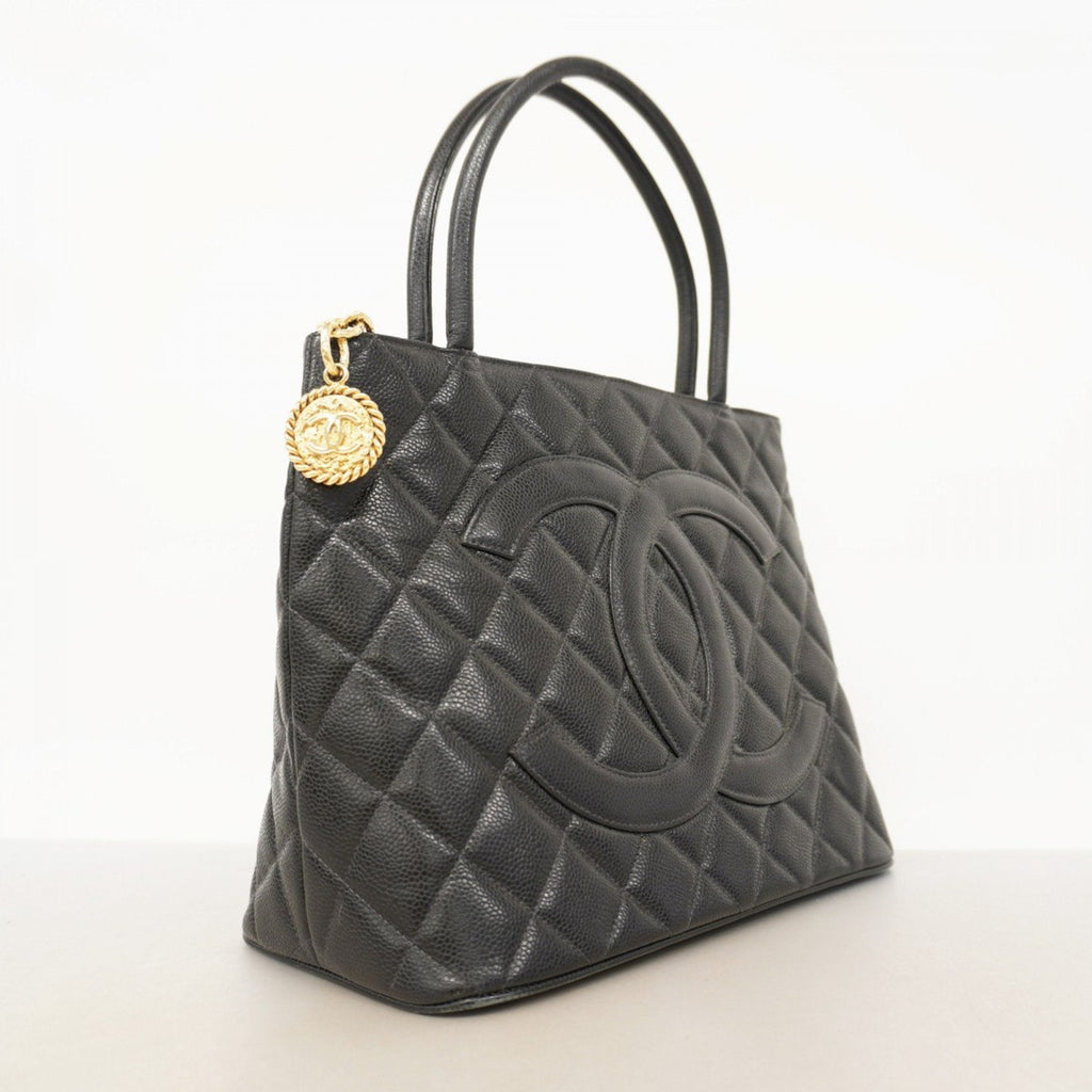 Medallion Tote Quilted Caviar