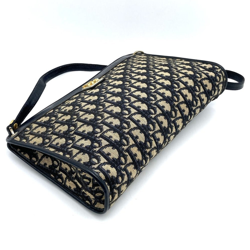 Wristlet Clutch Oblique Canvas