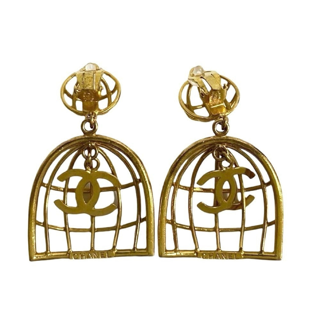 CC Logo Clip-On Earrings Metal Gold-Tone Metal