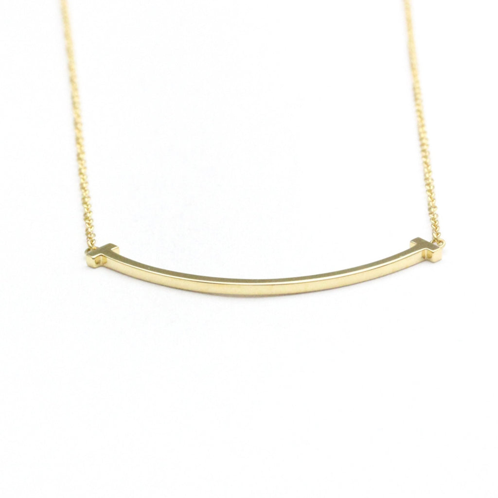 Smile Pendant Necklace 18K Yellow Gold
