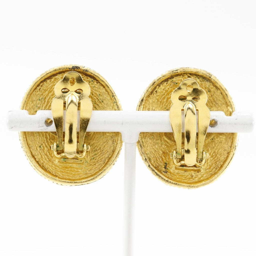 CC Logo Clip-On Earrings Metal Gold-Tone Metal