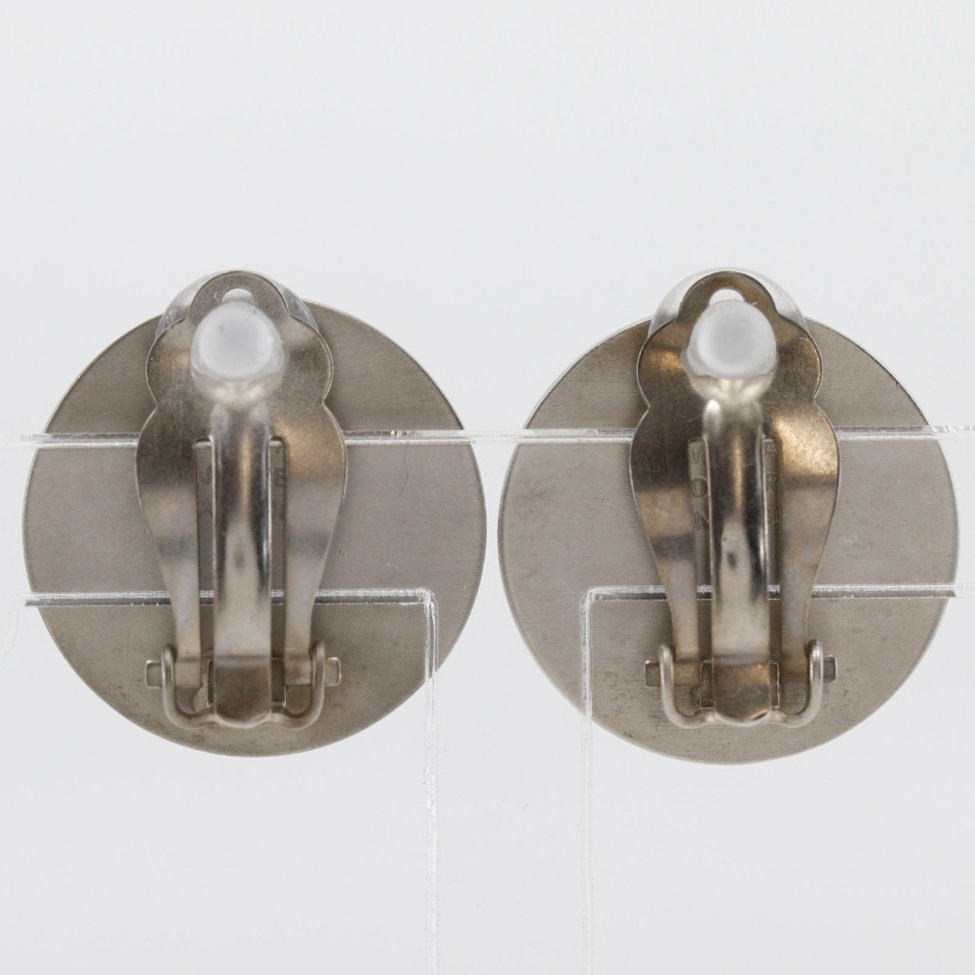 Clip-On Earrings Mother of Pearl