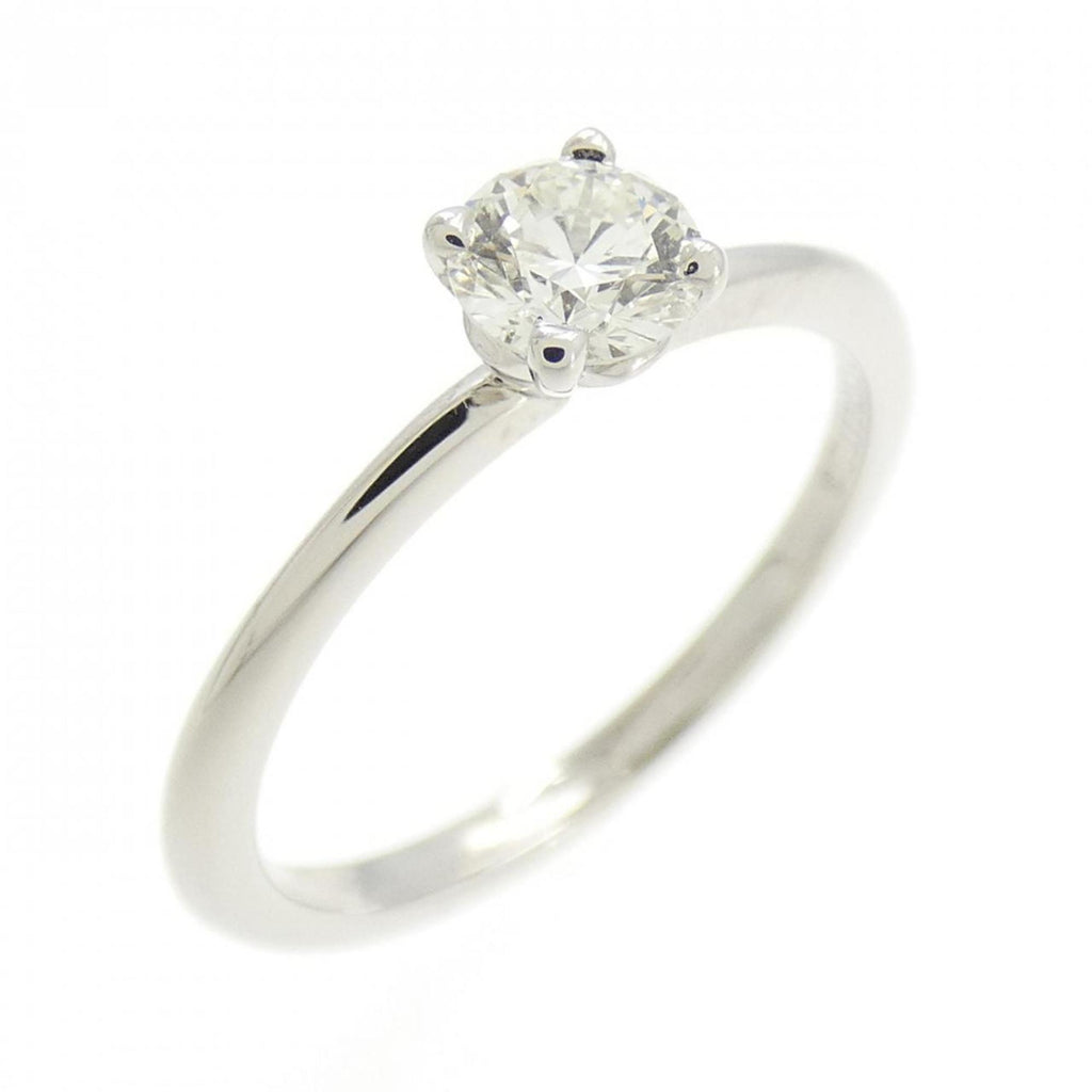True Ring Platinum with Diamond