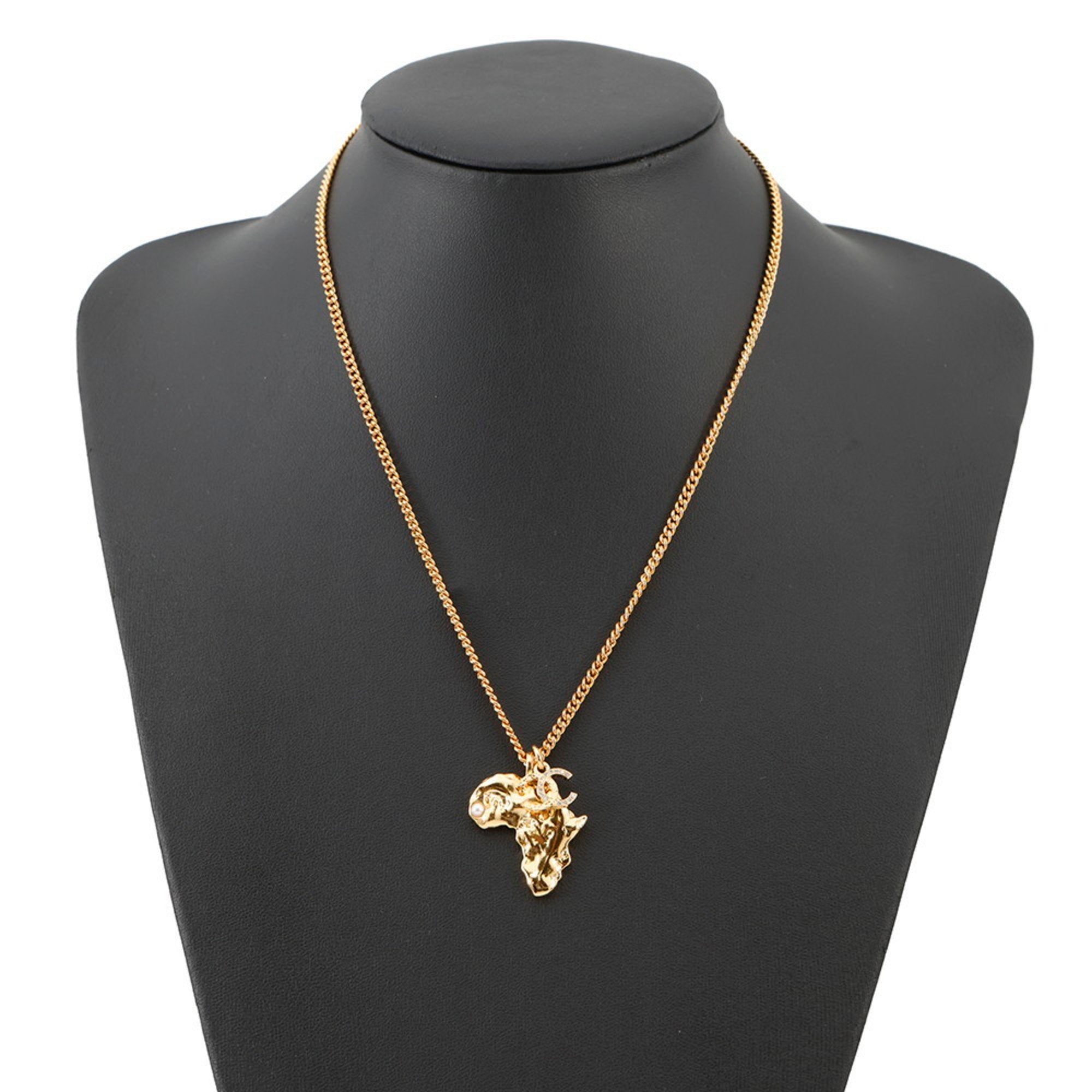 CC Logo Pendant Necklace Metal