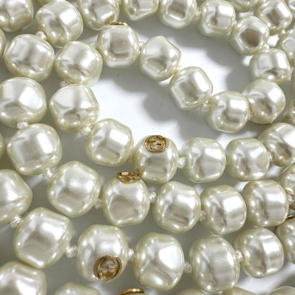 Long Pendant Necklace Artificial Pearl and Metal
