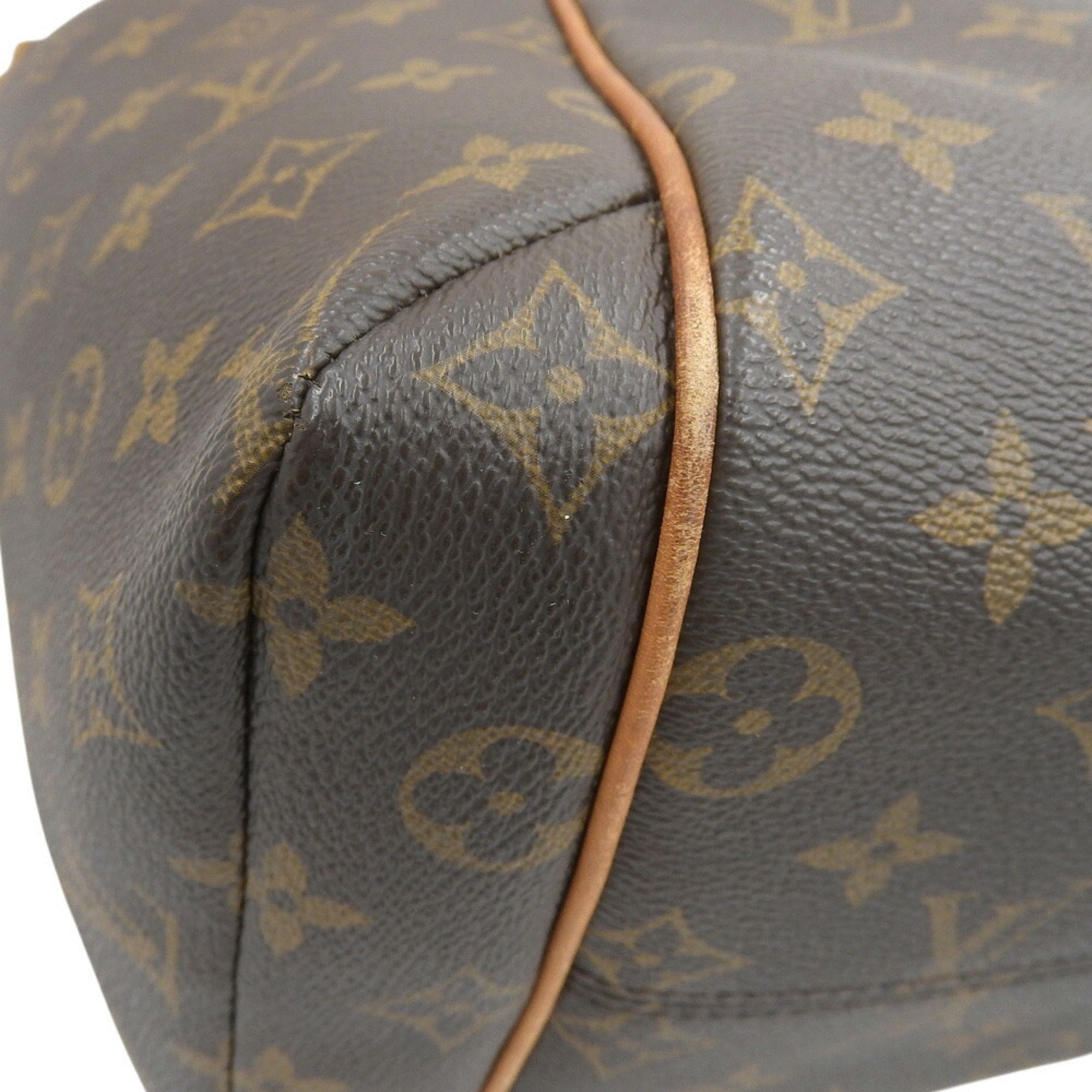 Totally Handbag Monogram Canvas MM