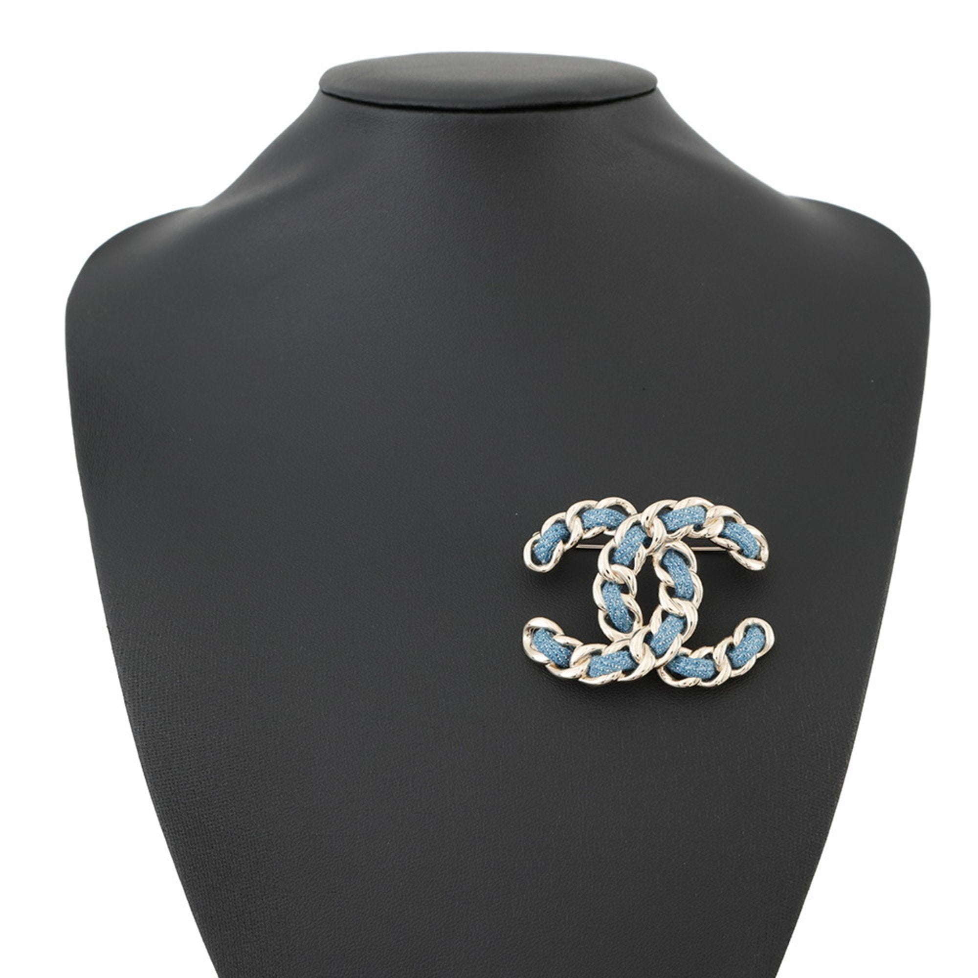 CC Logo Brooch Gold-Tone Metal
