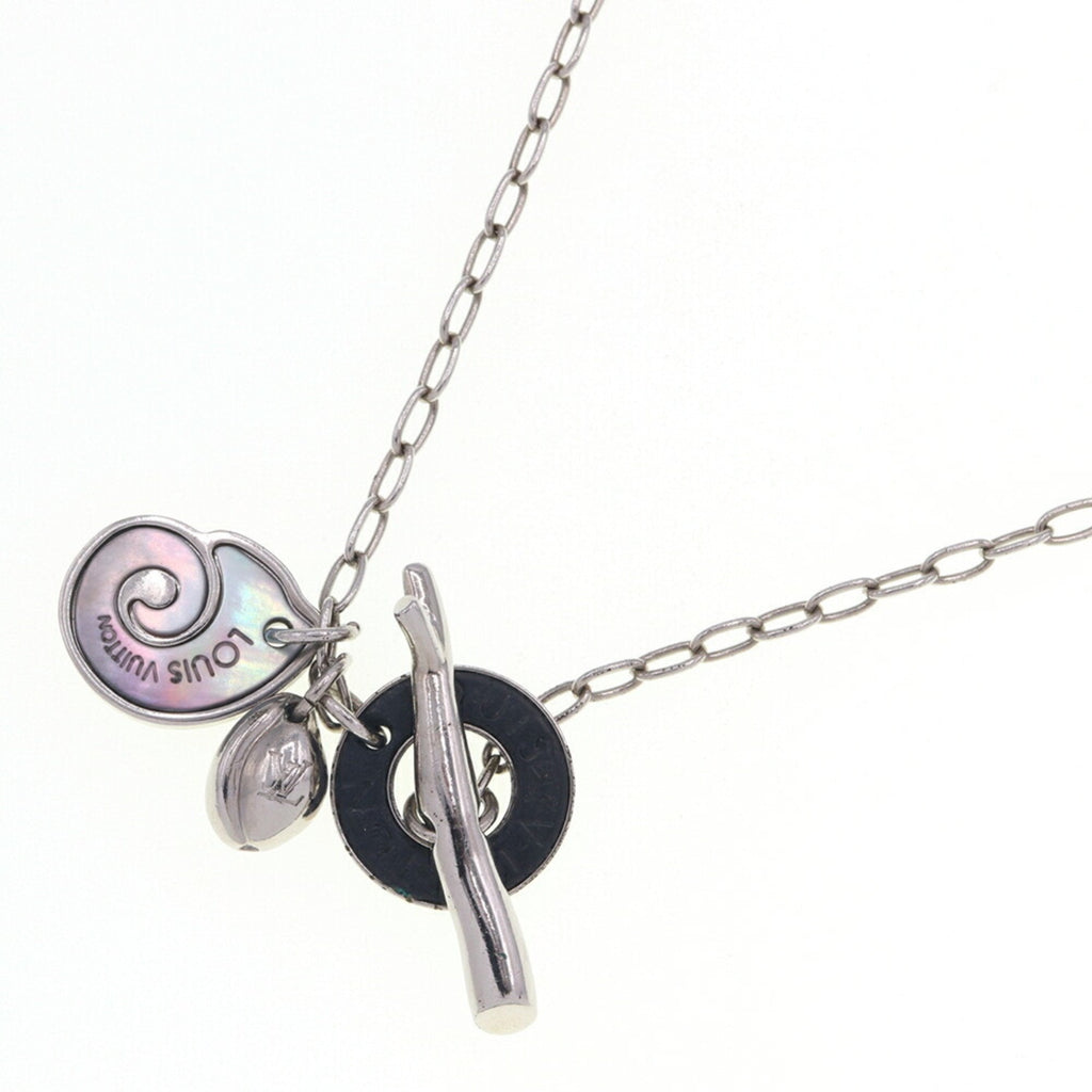 Pendant Necklace Metal and Shell Black and Silver