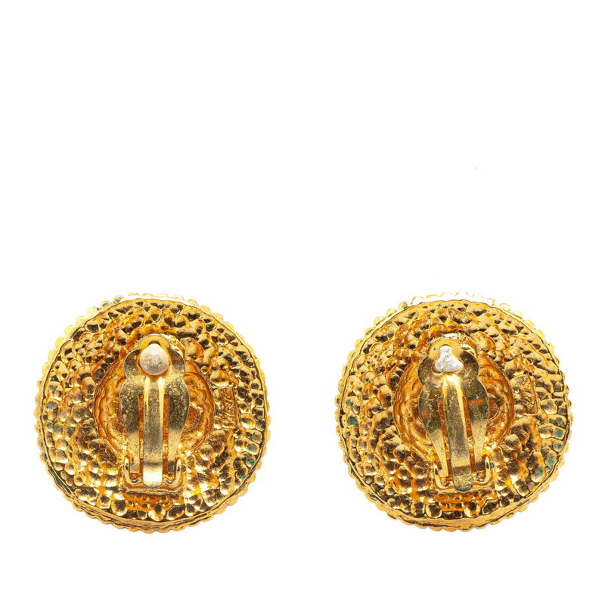 CC Logo Round Clip-On Earrings Metal Gold-Tone Metal