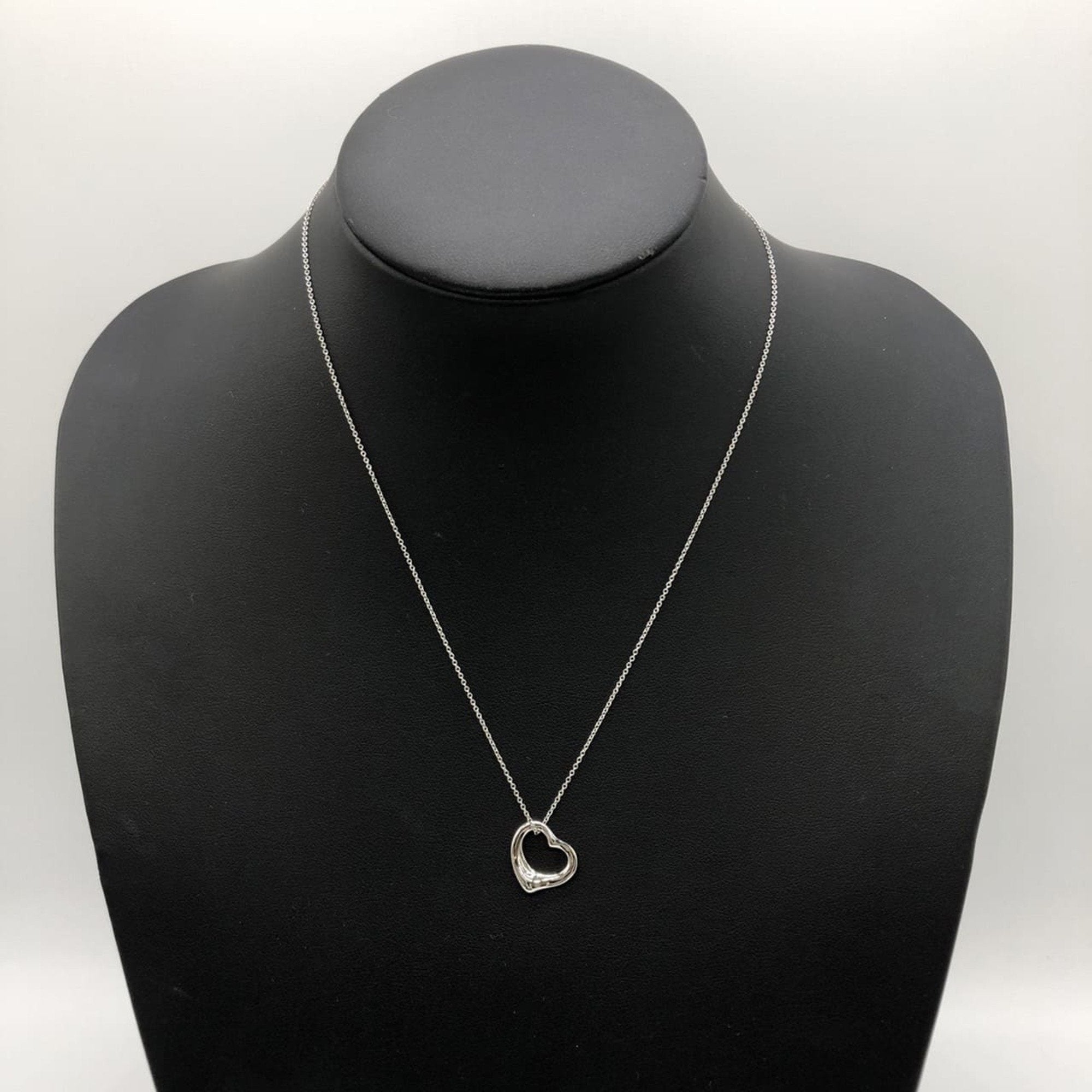 Pendant Necklace Platinum