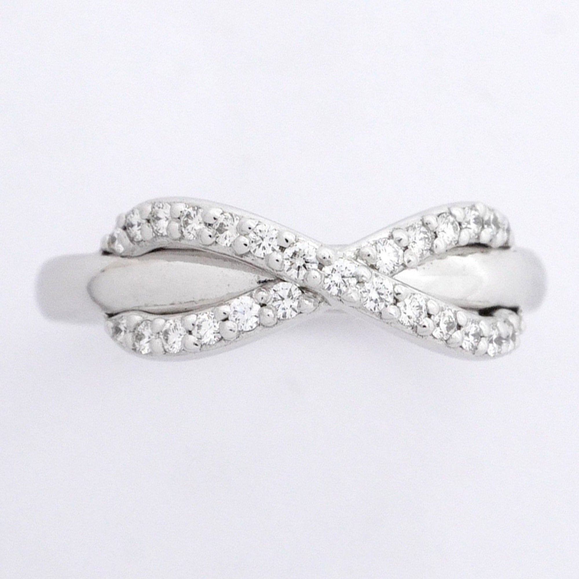 Infinity Ring 18K White Gold with Diamond