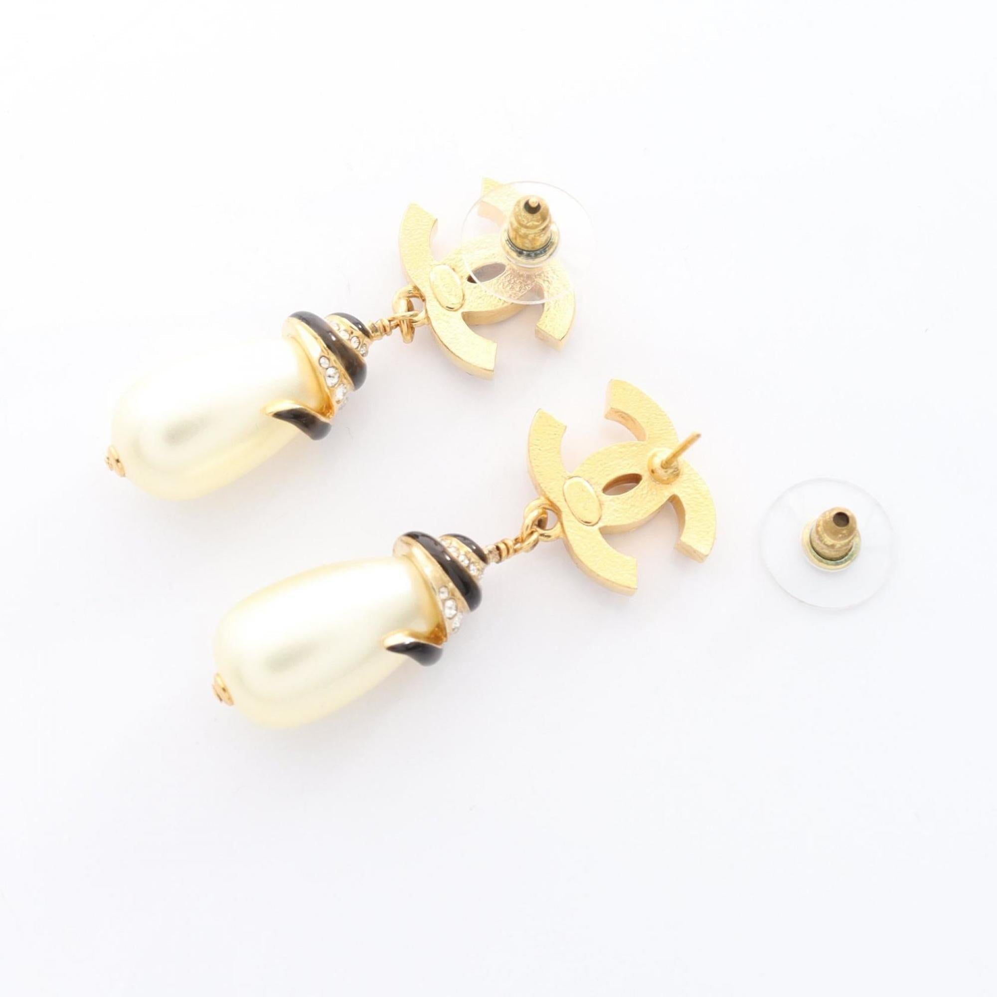 CC Logo Earrings Metal