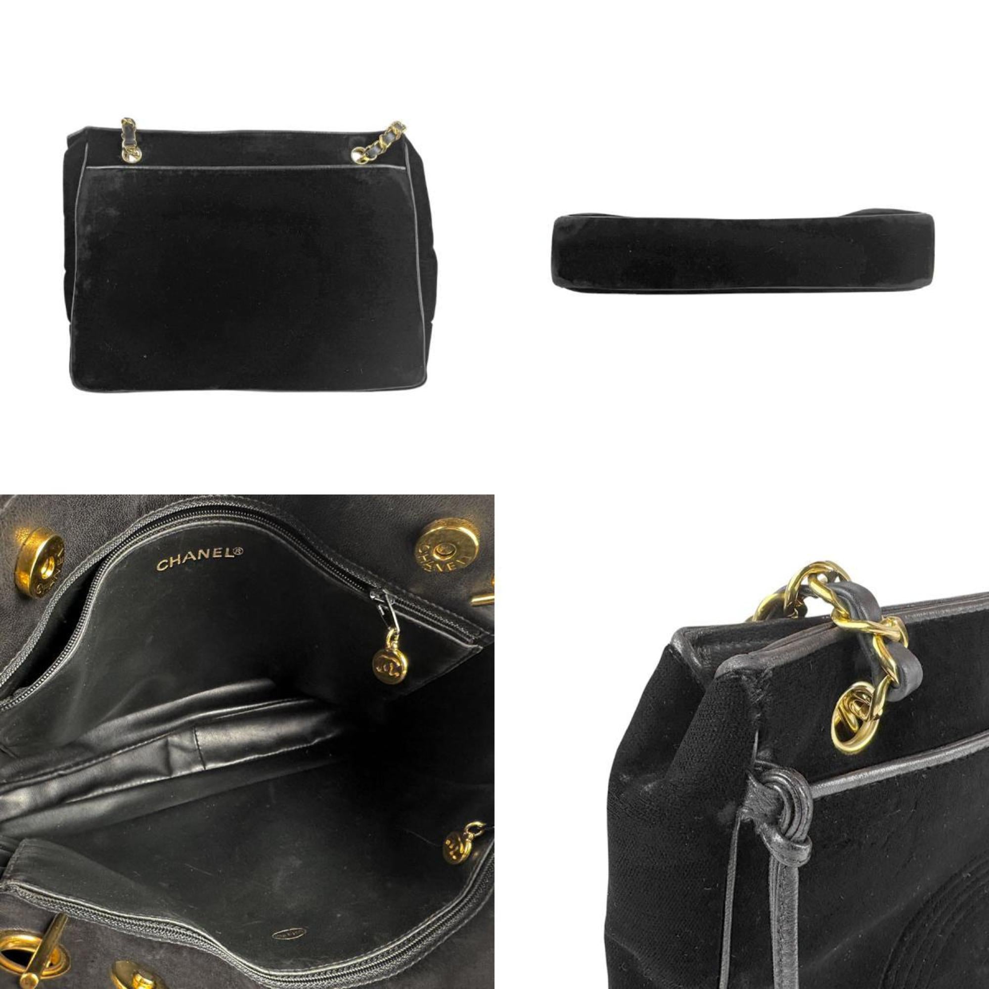Vintage Timeless Chain Shoulder Bag Caviar Medium