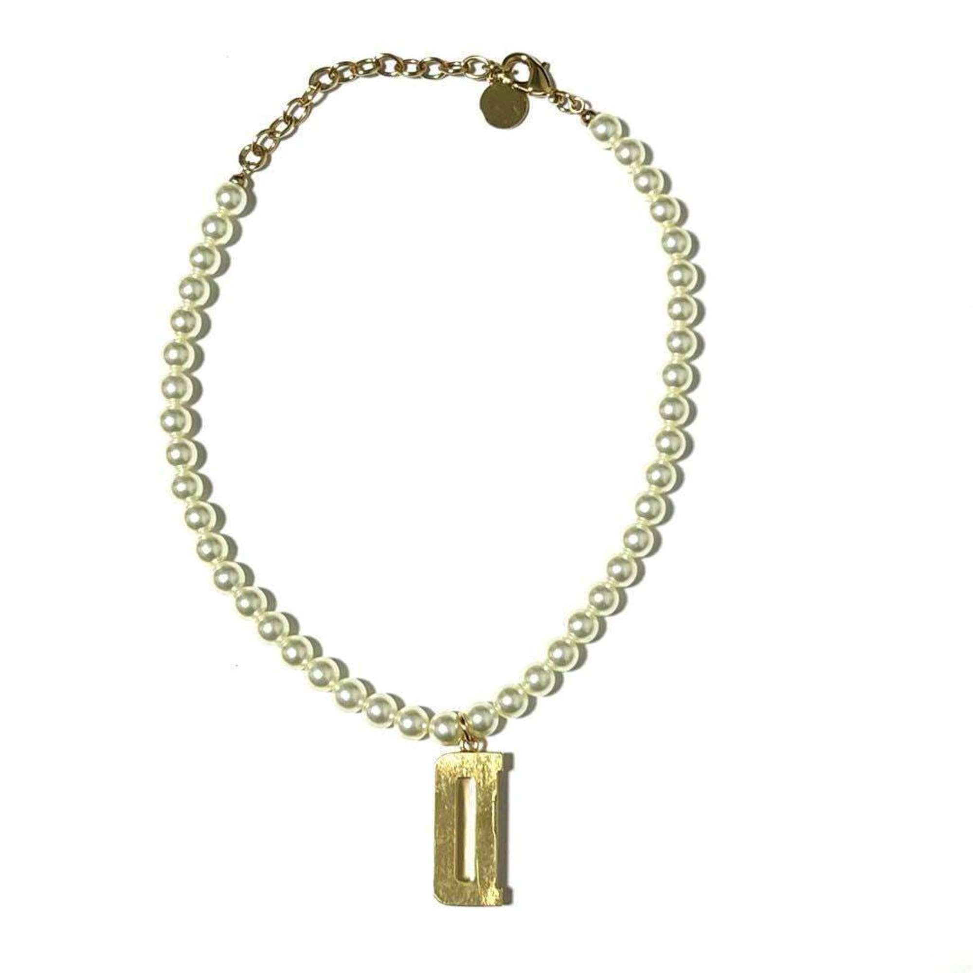 Pendant Necklace Metal with Faux Pearl