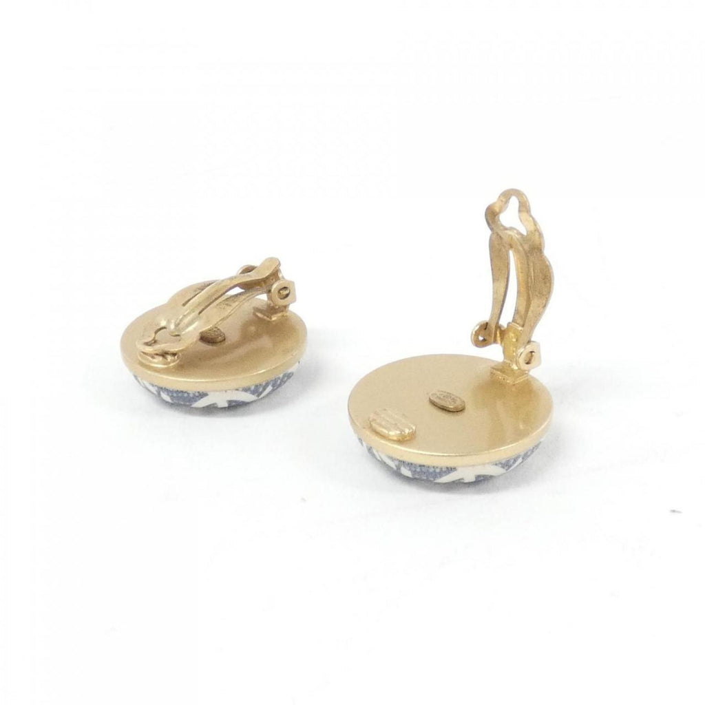 Clip-On Earrings Clip-On