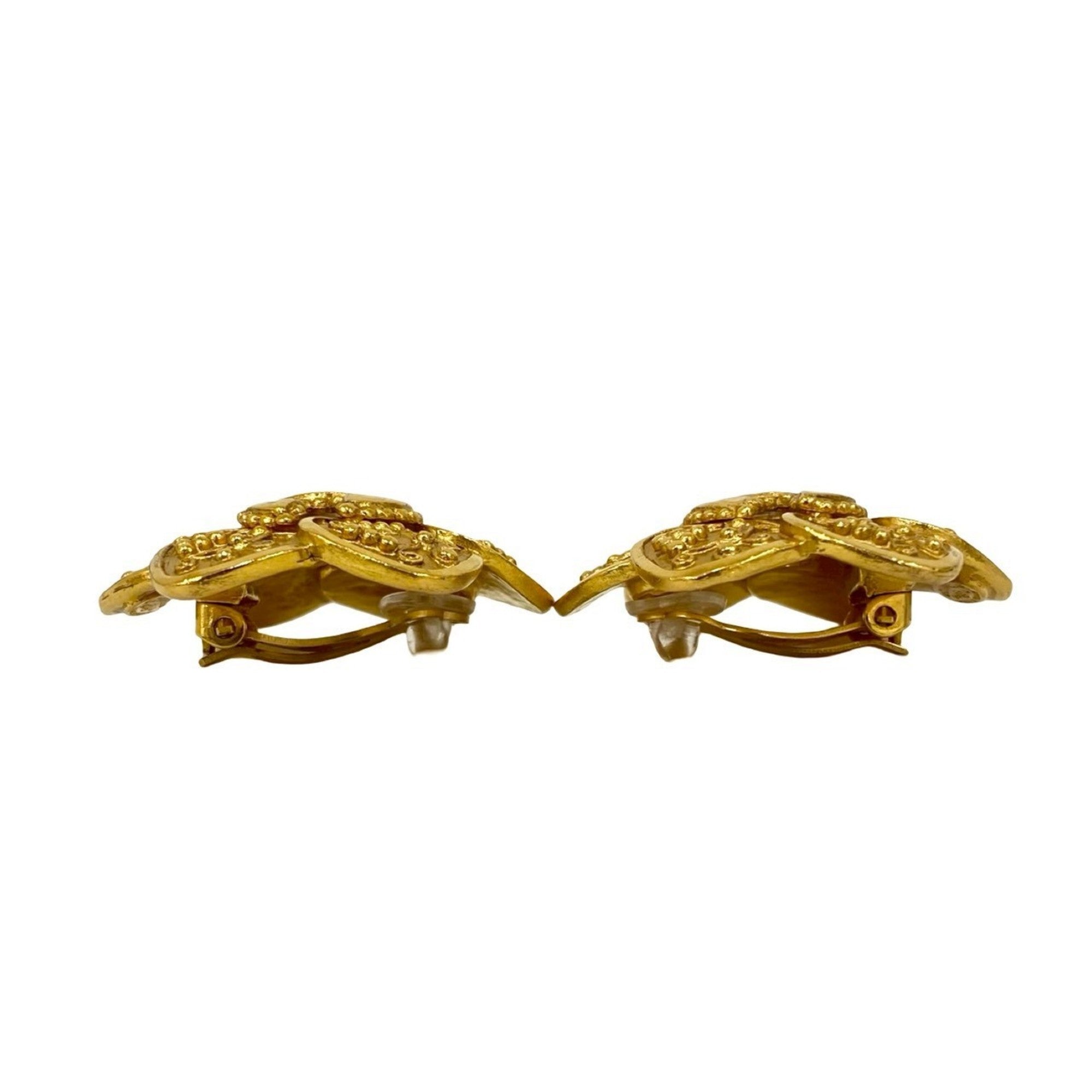 CC Logo Clip-On Earrings Metal Gold-Tone Metal