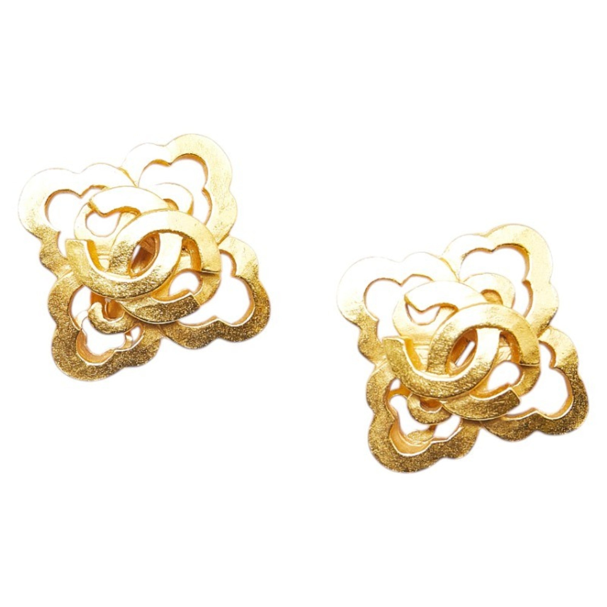 CC Logo Clip-On Earrings Metal Gold-Tone Metal