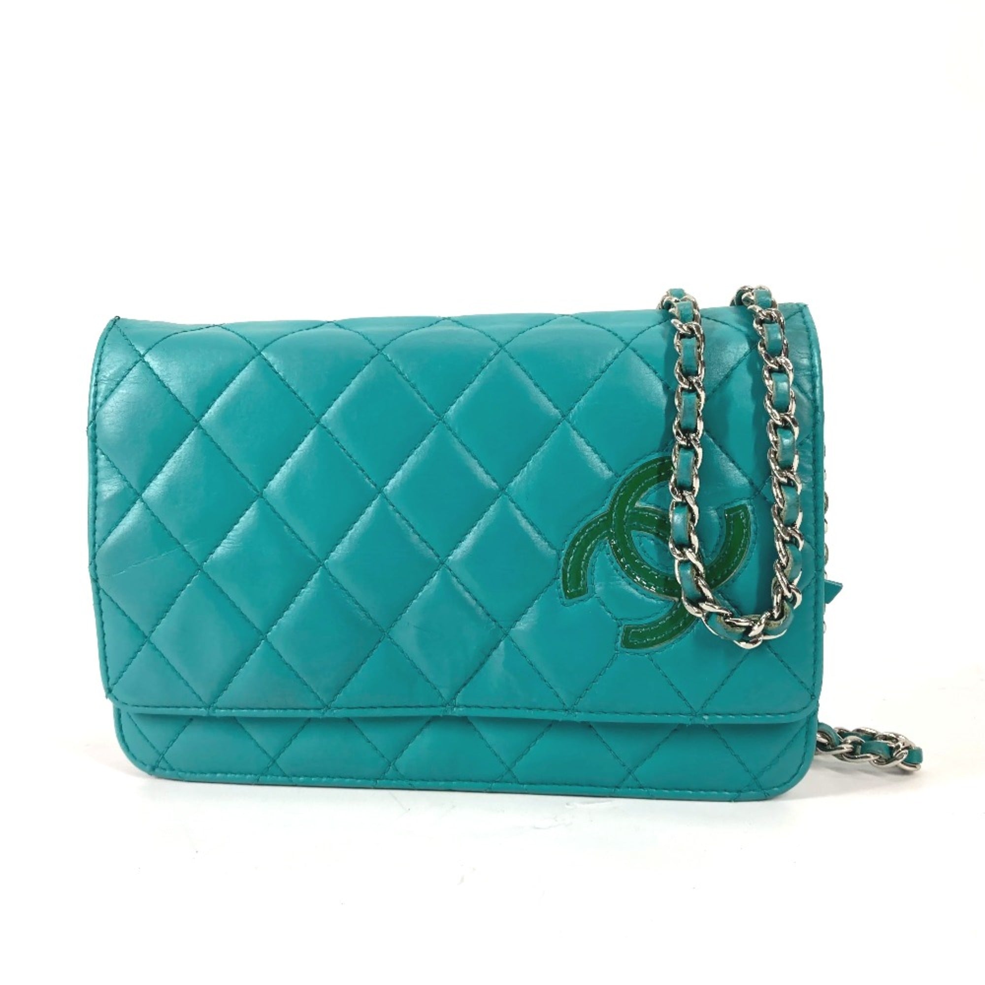 Wallet on Chain Quilted Lambskin