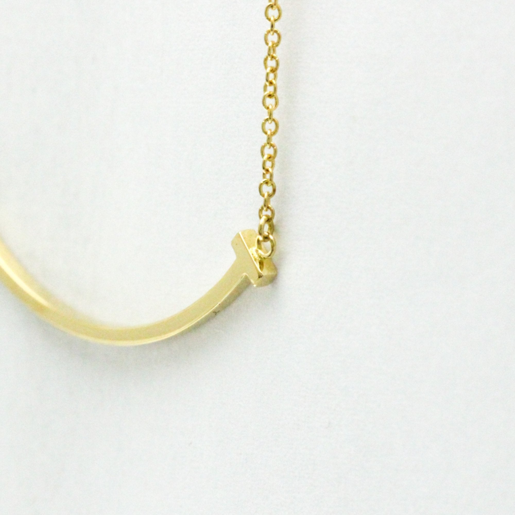 T Smile Pendant Necklace 18K Yellow Gold