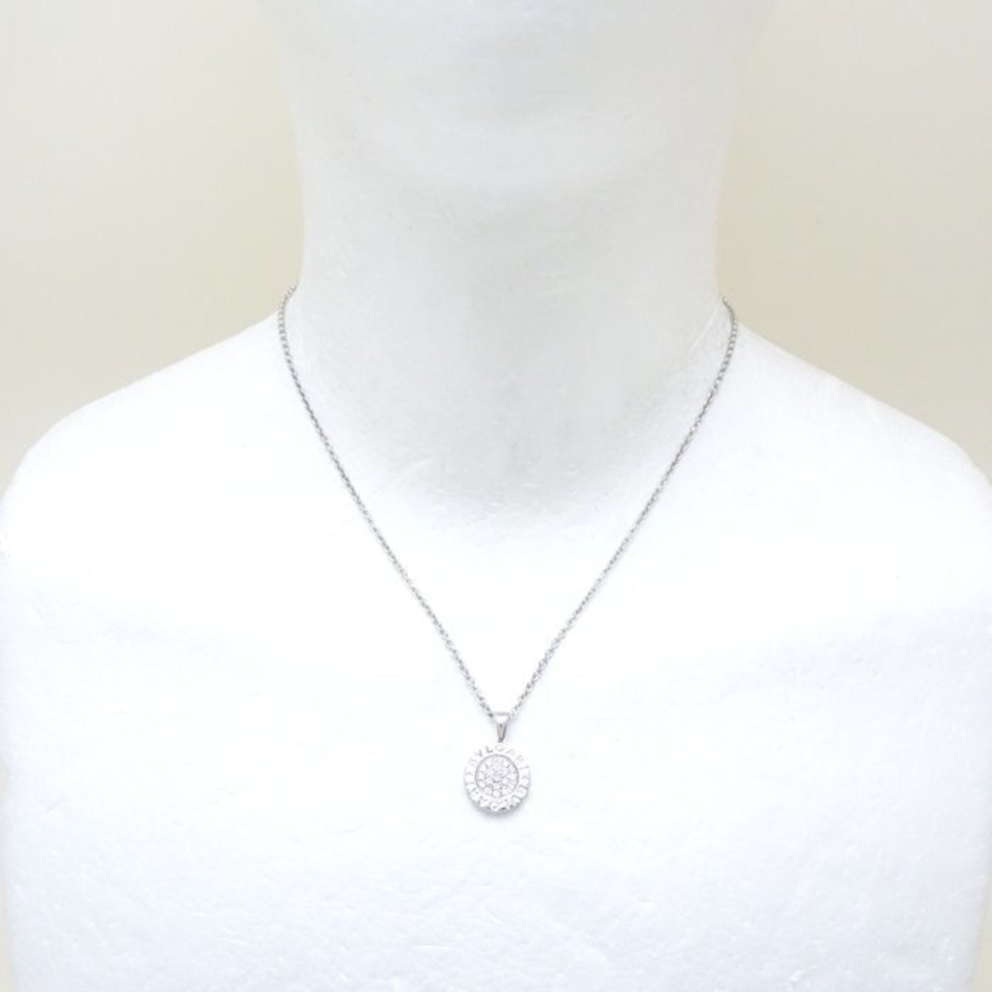 Pendant Necklace 18K White Gold with Diamond