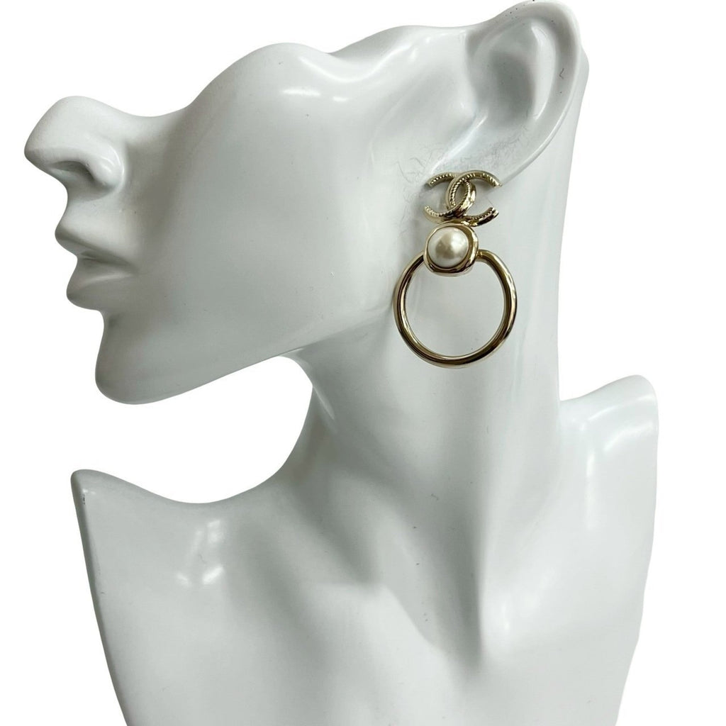 CC Logo Hoop Earrings Metal Gold-Tone Metal