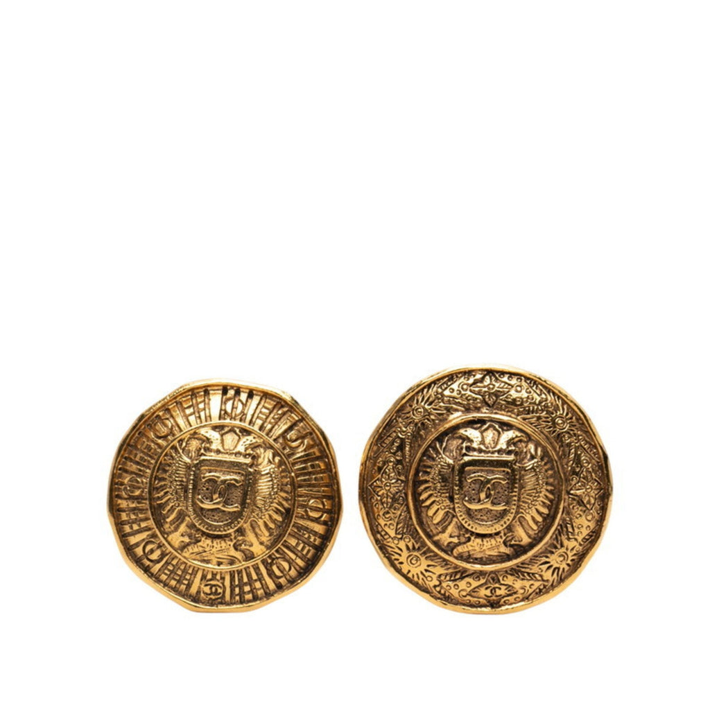 CC Logo Clip-On Earrings Metal Gold-Tone Metal