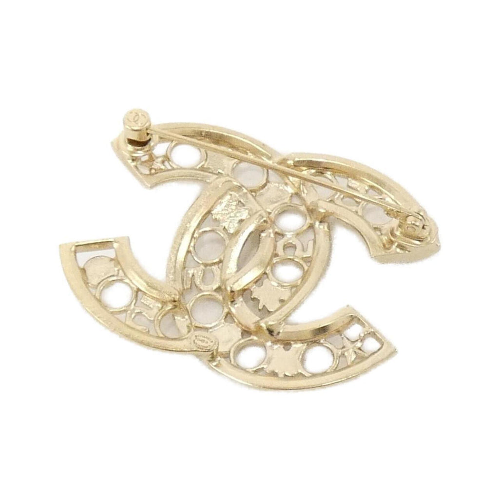 Brooch