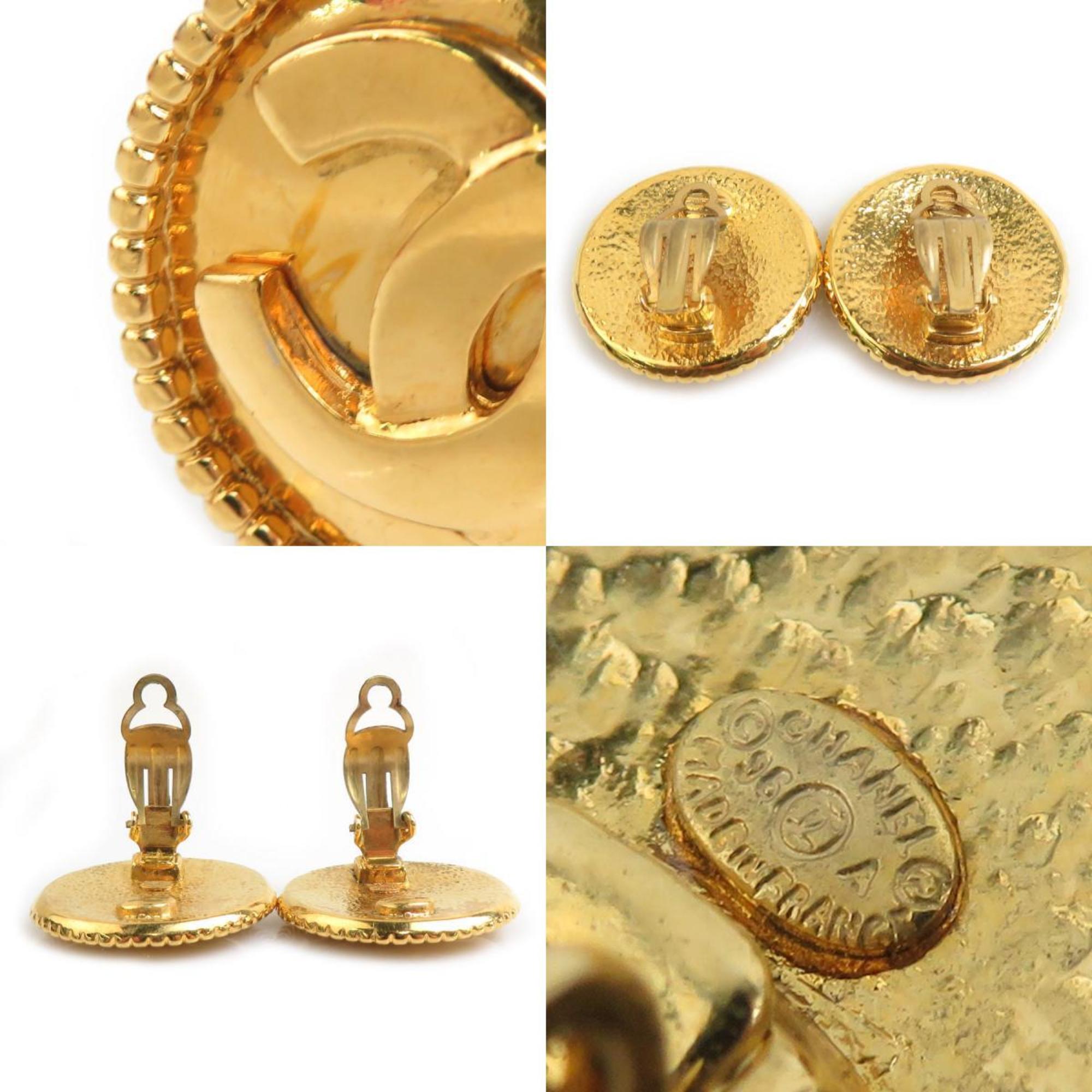 Clip-On Earrings Clip-On Gold-Tone Metal